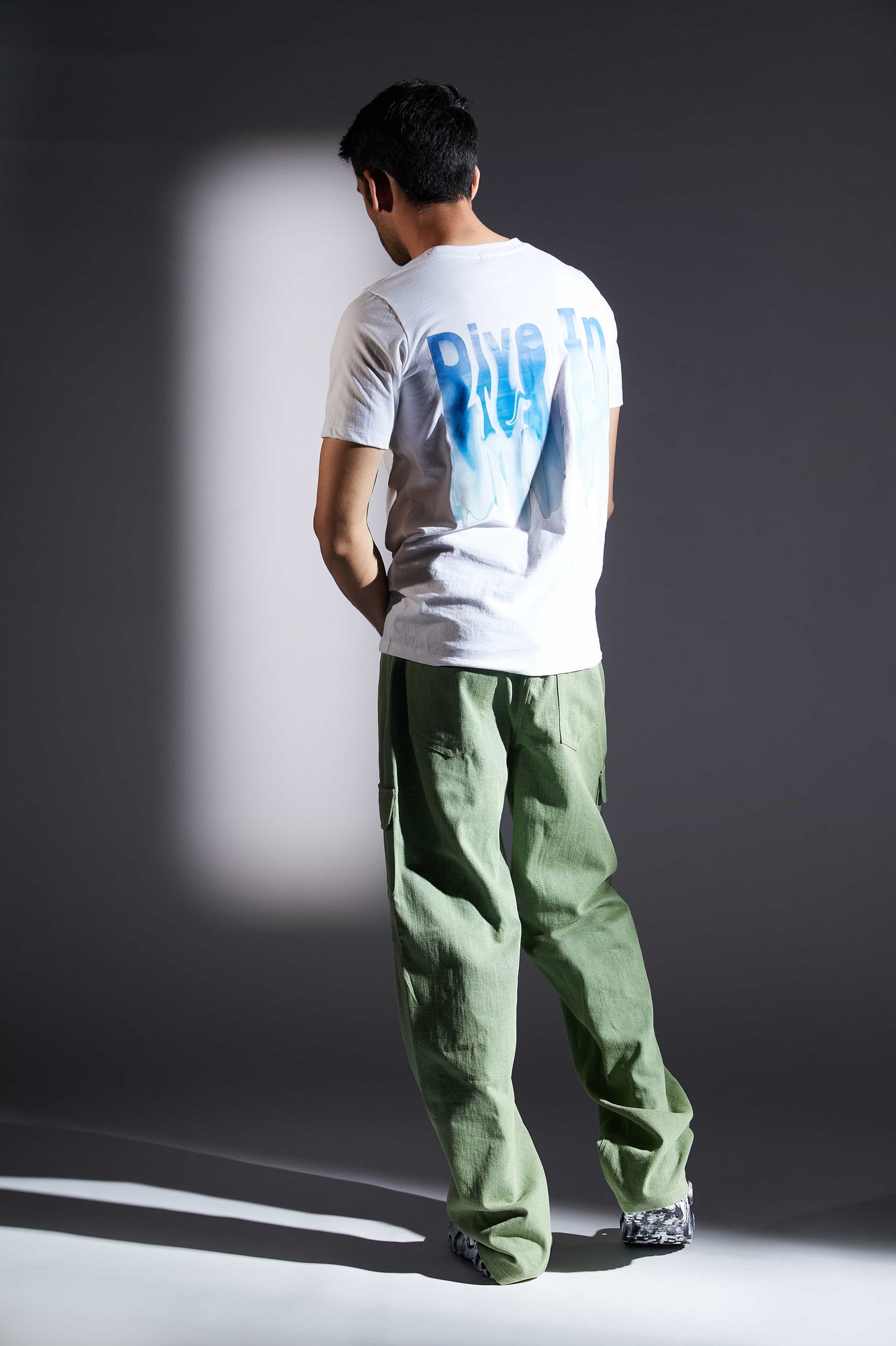 Stringray Tee