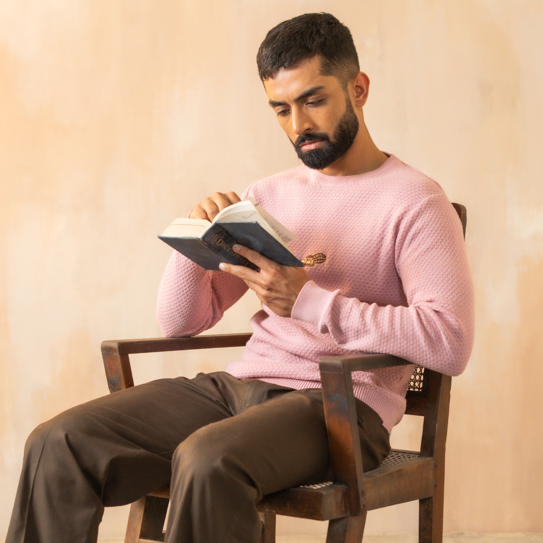 Unisex Pull-over Nuts