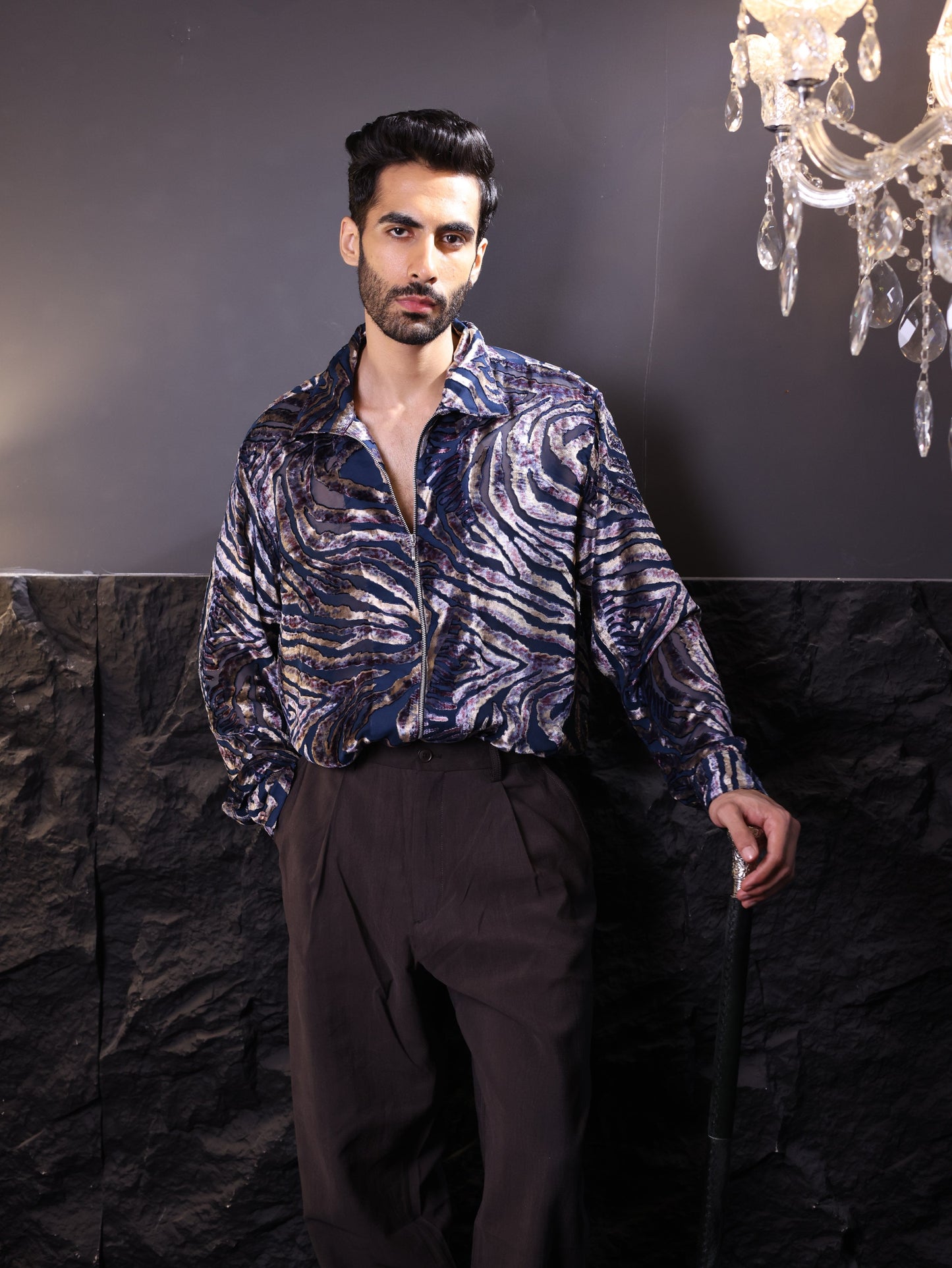 LUXE PANTHER ZIP SHIRT