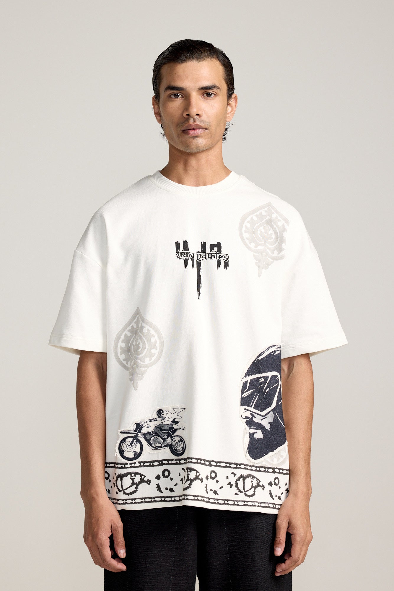 Unisex Roar of a Legend Block-Print T-shirt