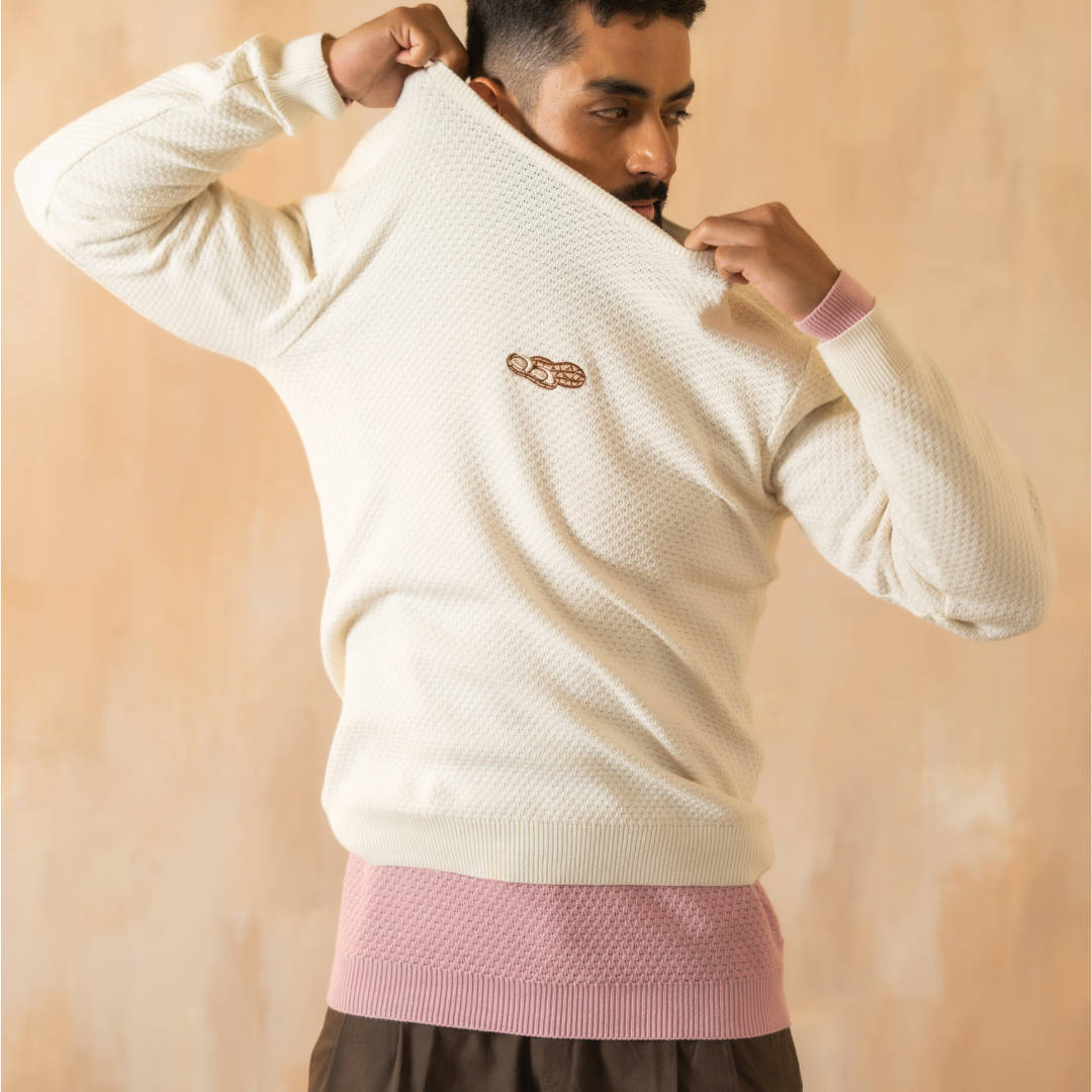 Unisex Pull-over Nuts