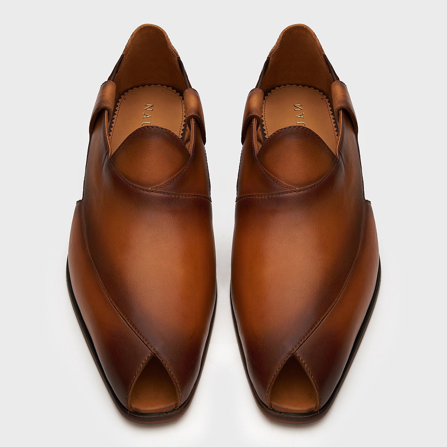 Peshauri | Cognac Leather