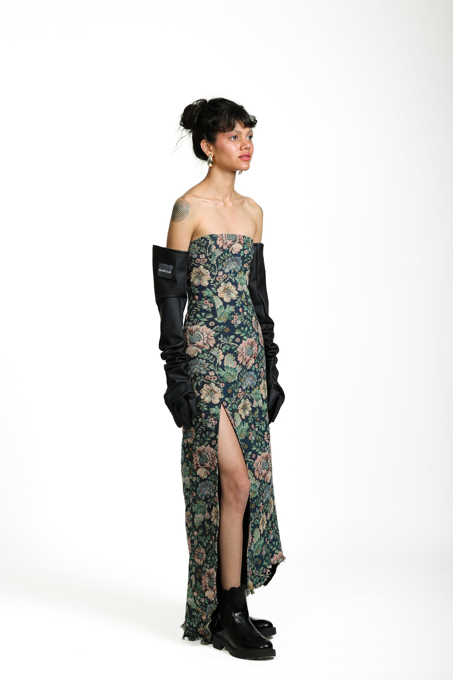 SOFA DRESS
