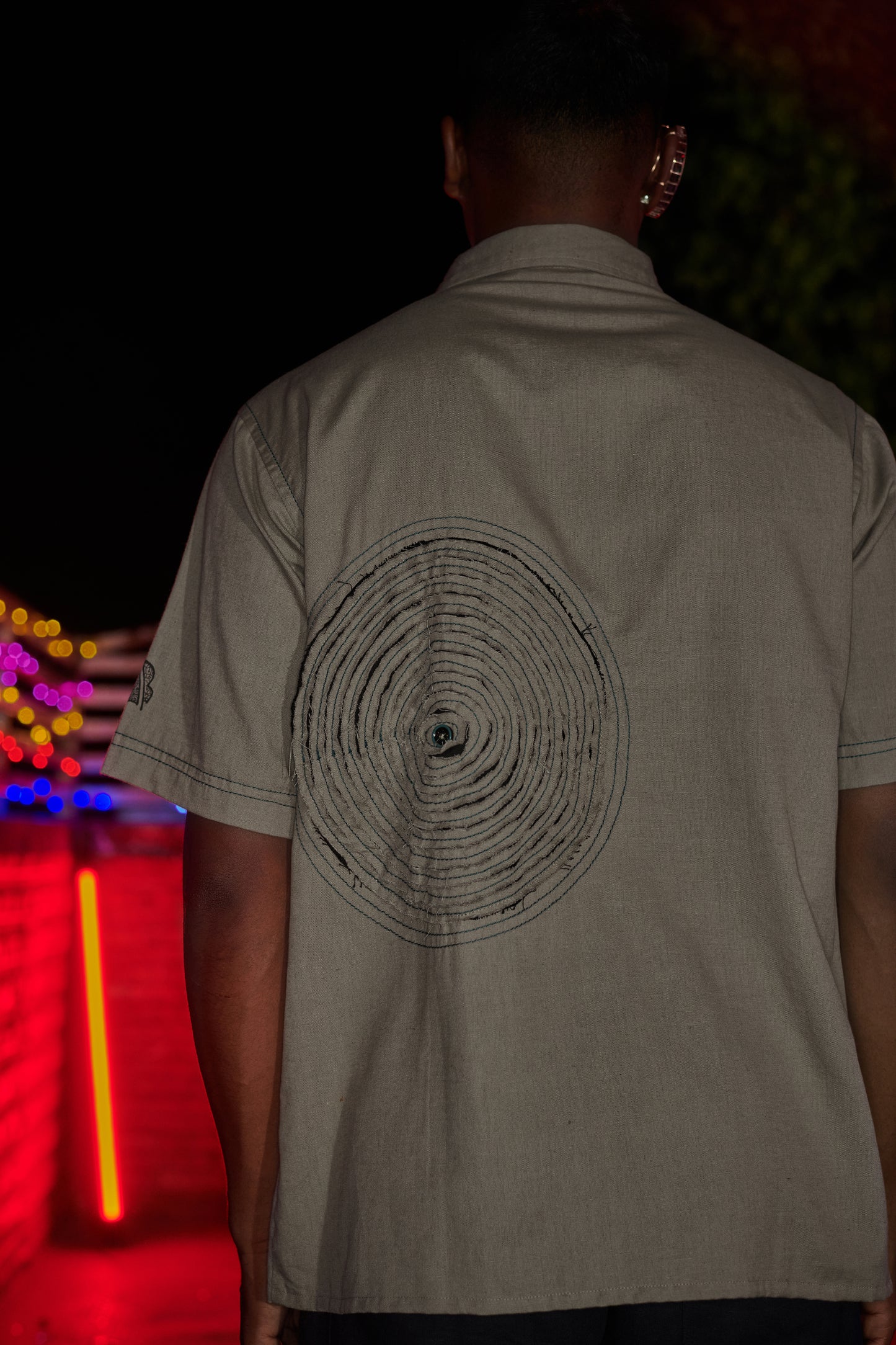 Unisex THE LOOP SHIRT
