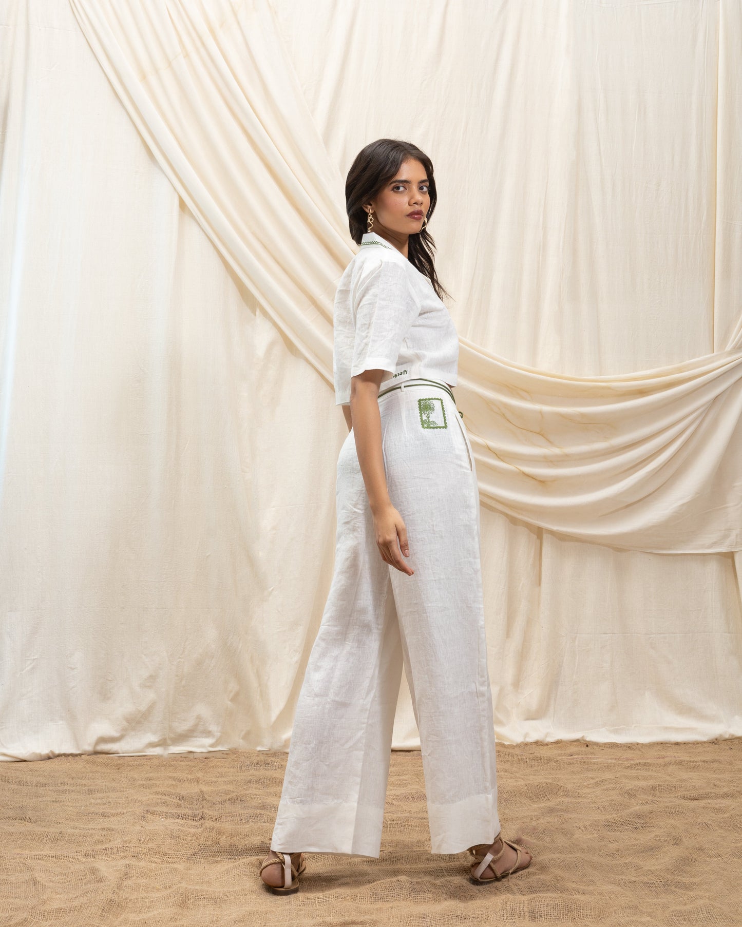 Tailored pants with tie up