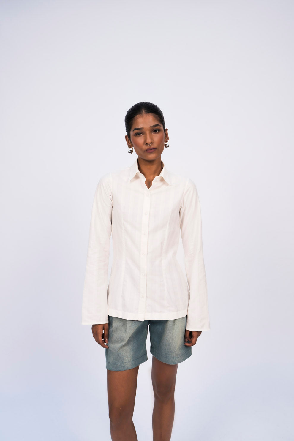 VERTICAL STRIPE SHIRT