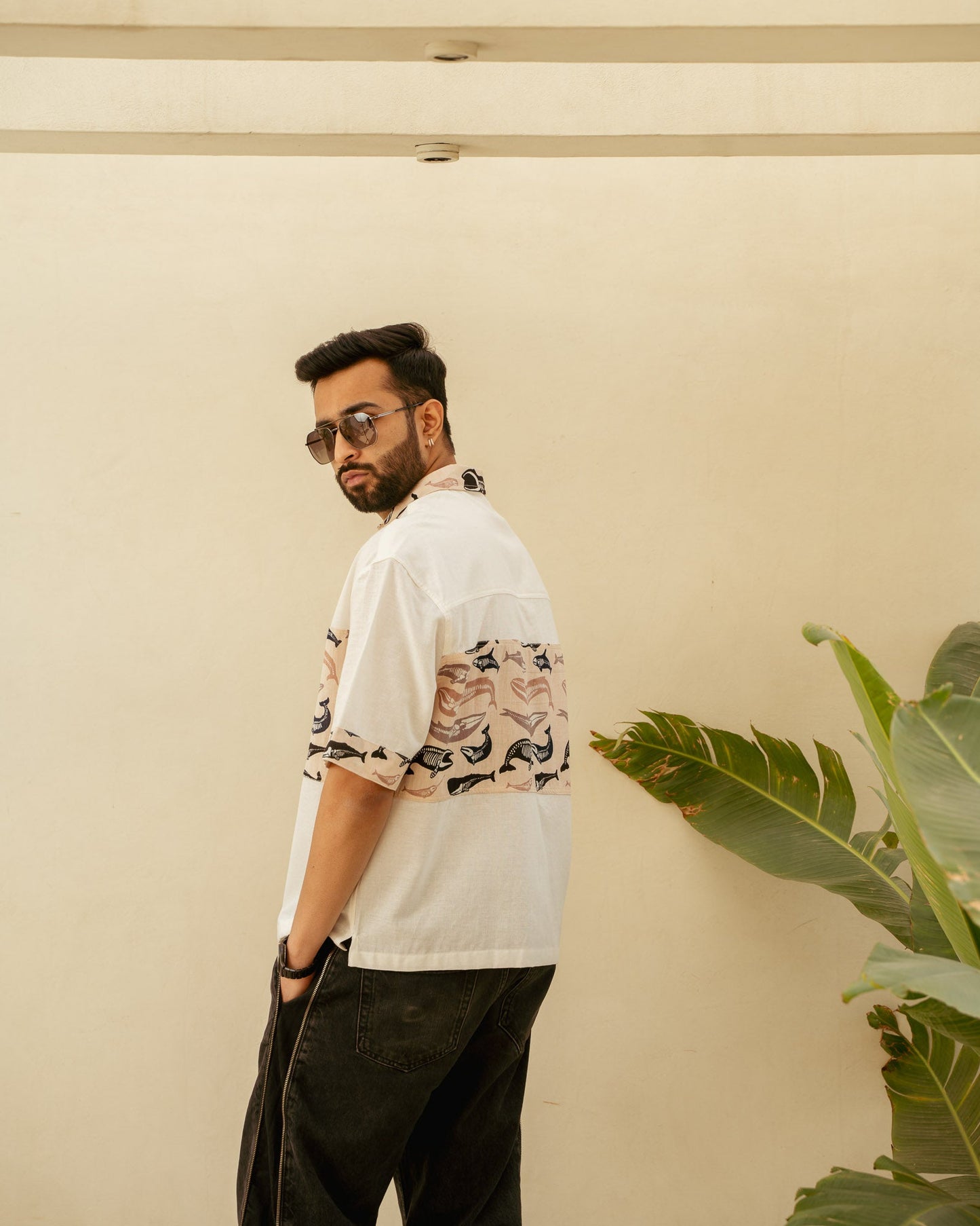 Skeleton Fish Flirt Middle Patch Oversize Linen Shirt