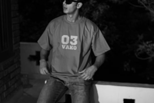 Unisex Vako 03 Red Logo