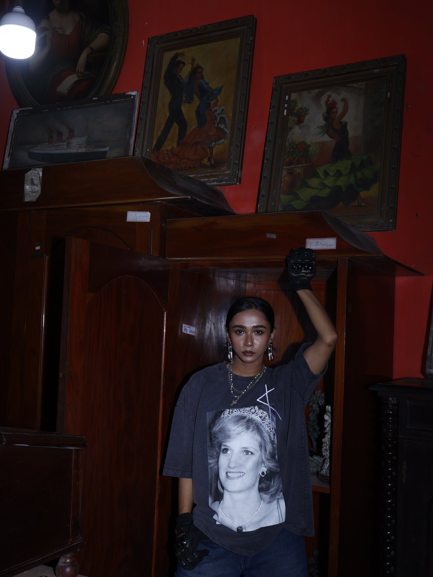 regressed sweetheart tee