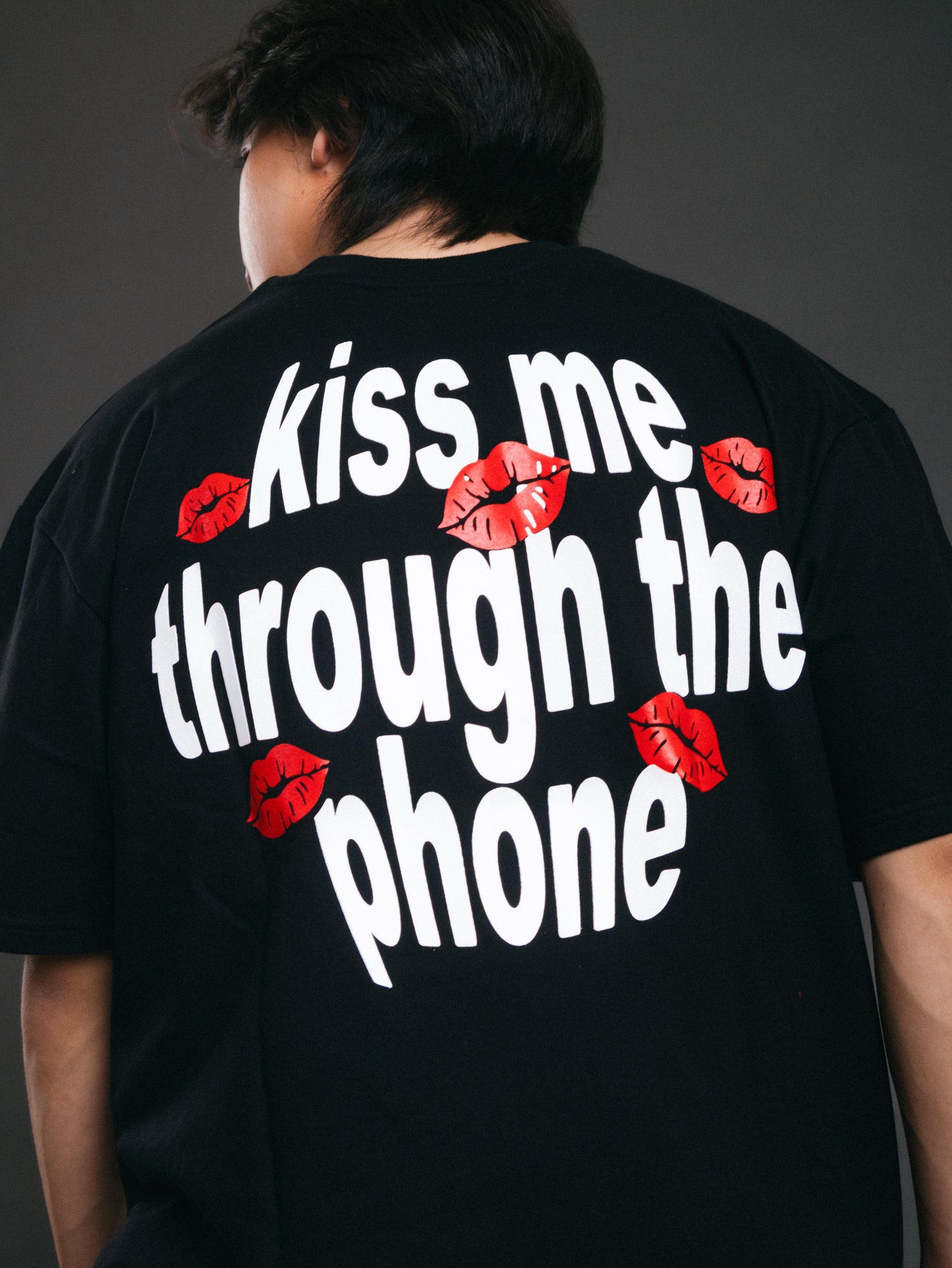 Unisex Phone Kiss Black T-shirt