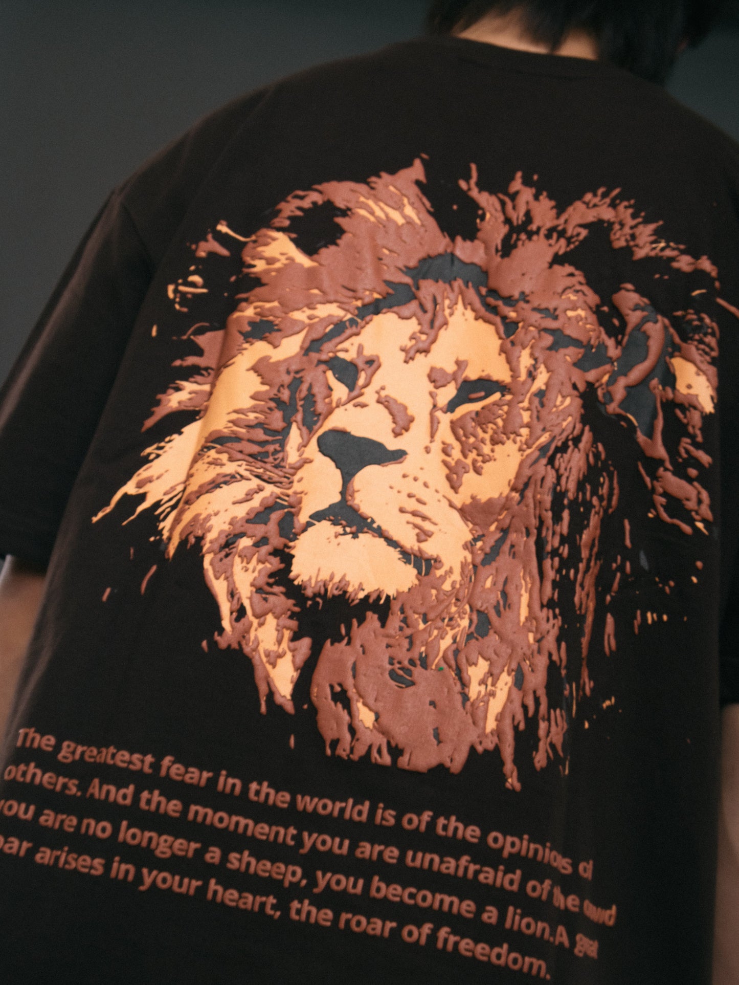 Unisex Lion Designed Brown T-shirt