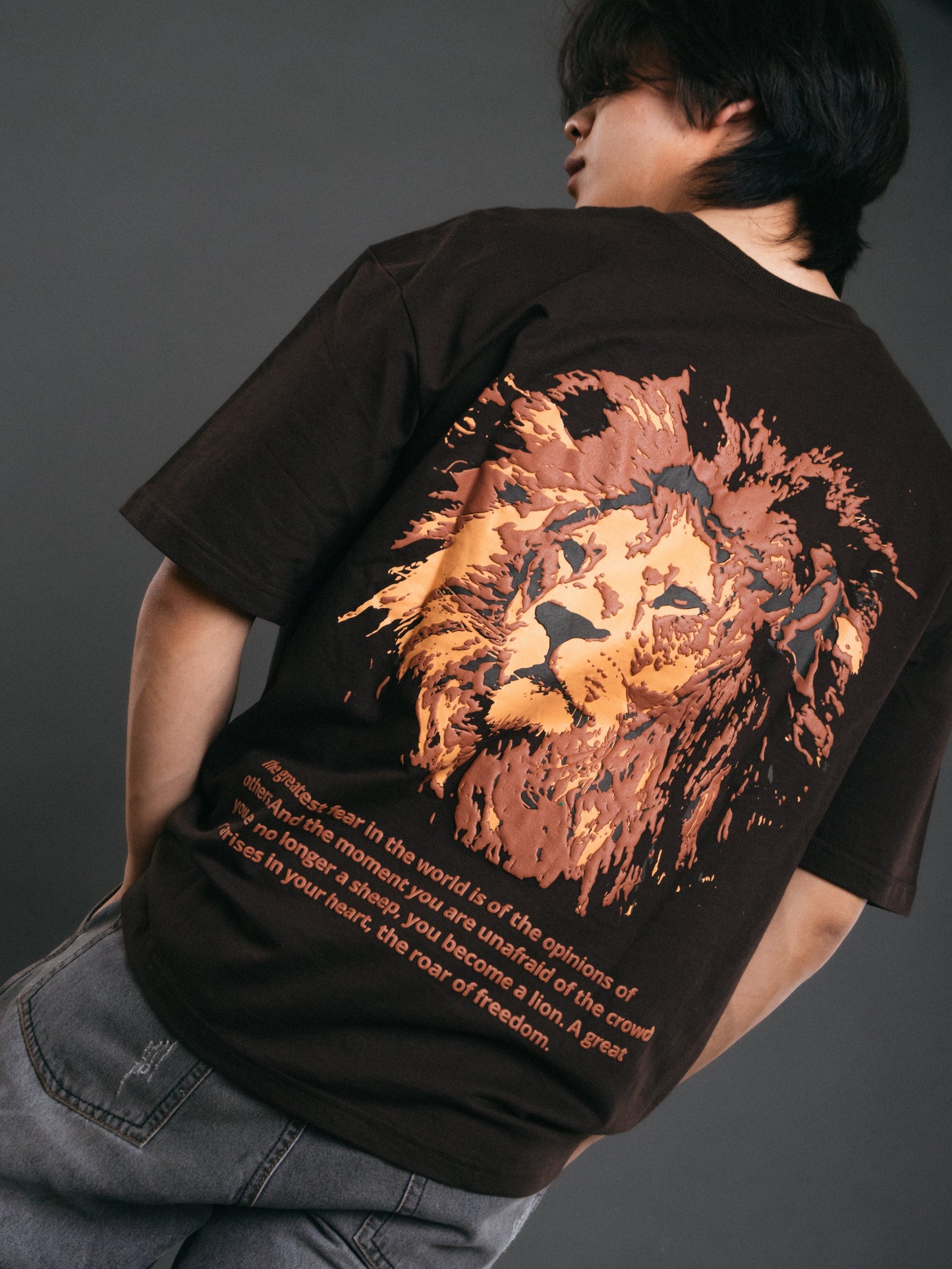 Unisex Lion Designed Brown T-shirt