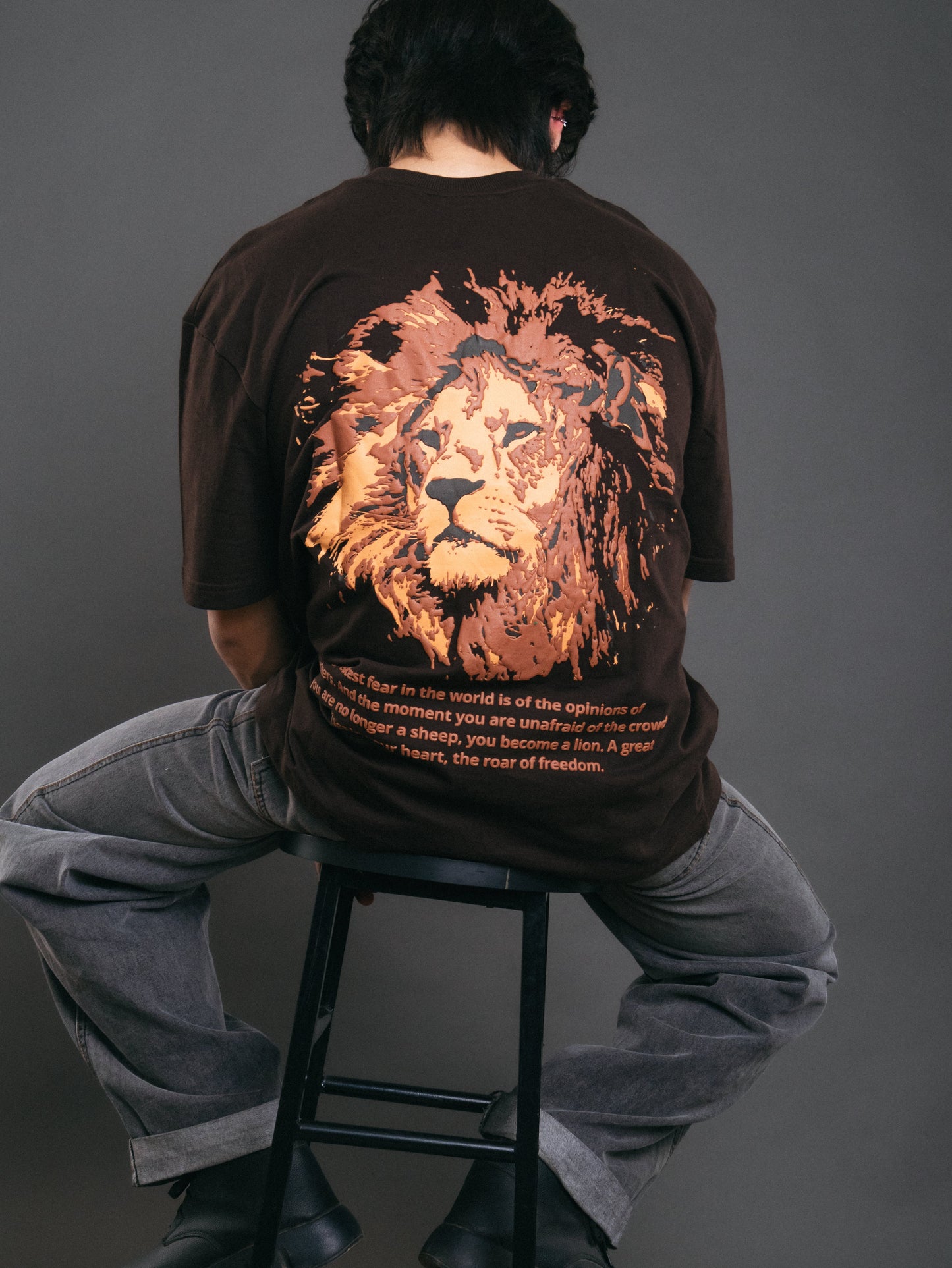 Unisex Lion Designed Brown T-shirt