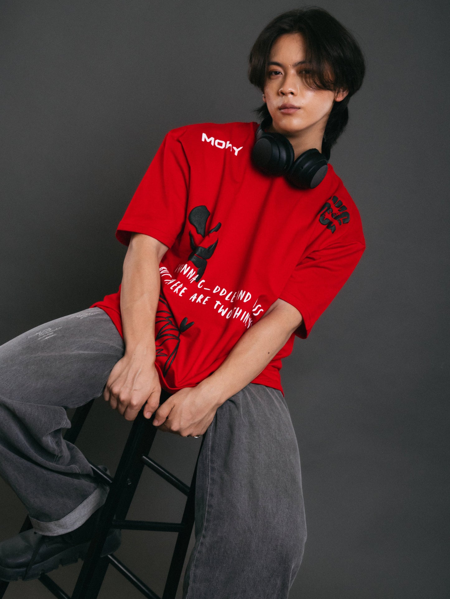 Unisex Kiss & Cuddles Red T-shirt