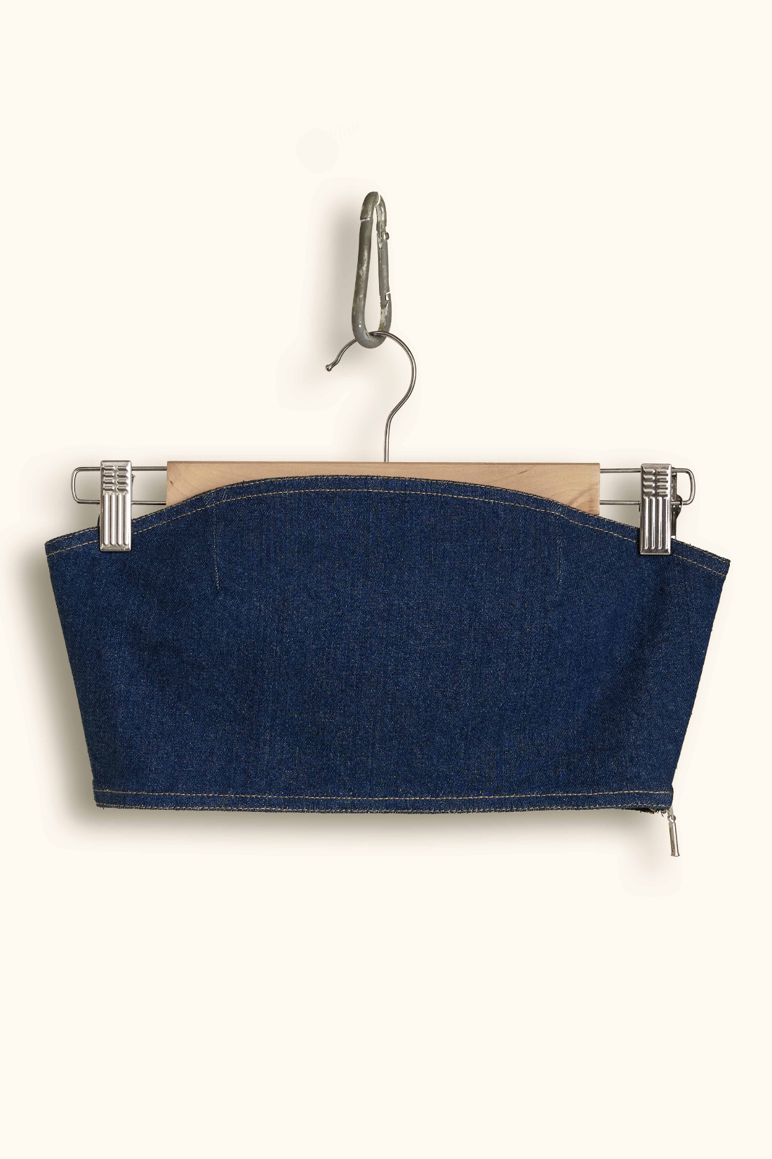 SEASONLESS DIAGONAL SLIT SKIRT