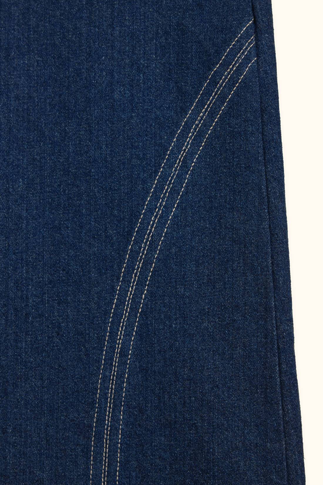 SEASONLESS DIAGONAL SLIT SKIRT