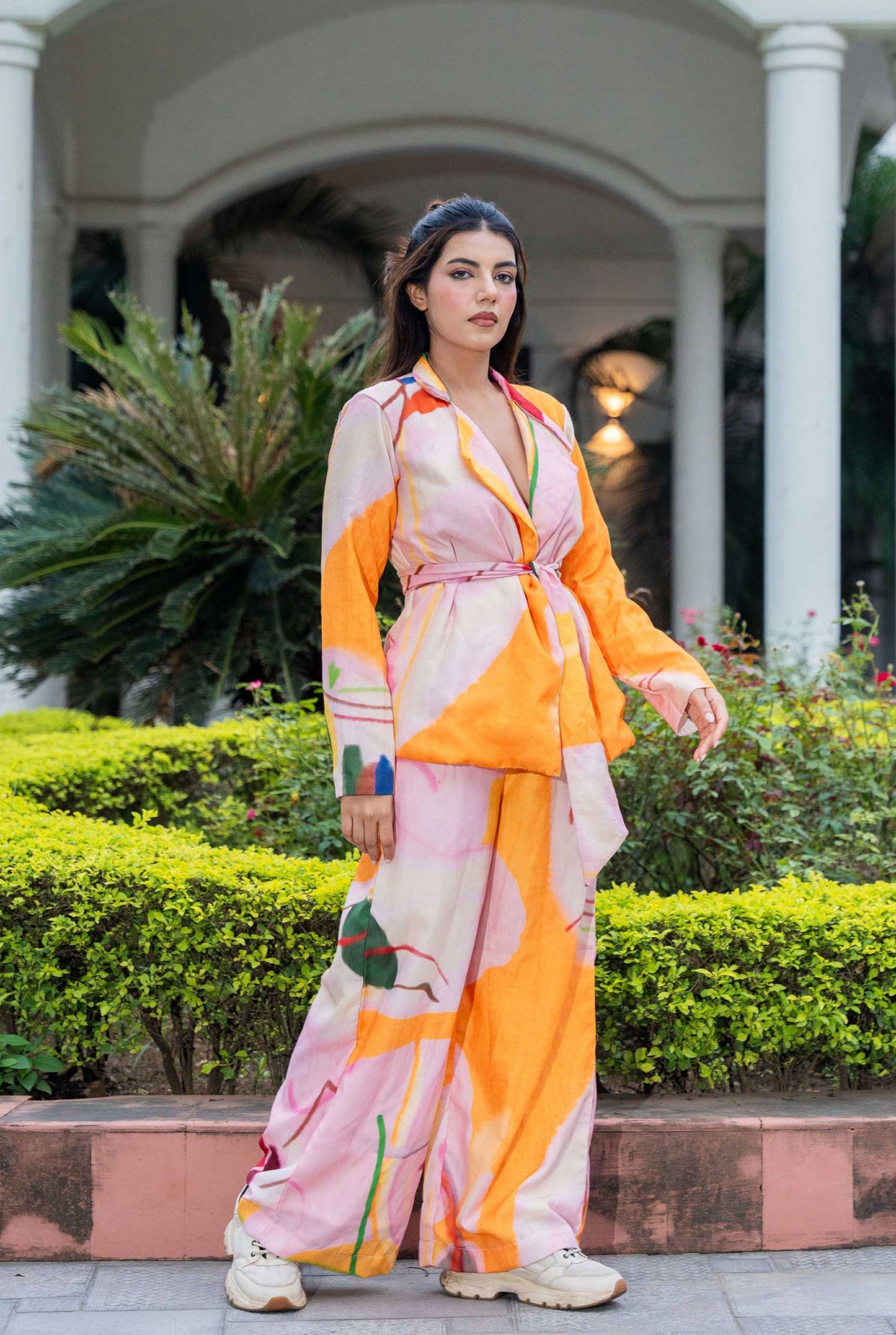 Cool girl Abstract Printed Blazer Co-ord Set with belt