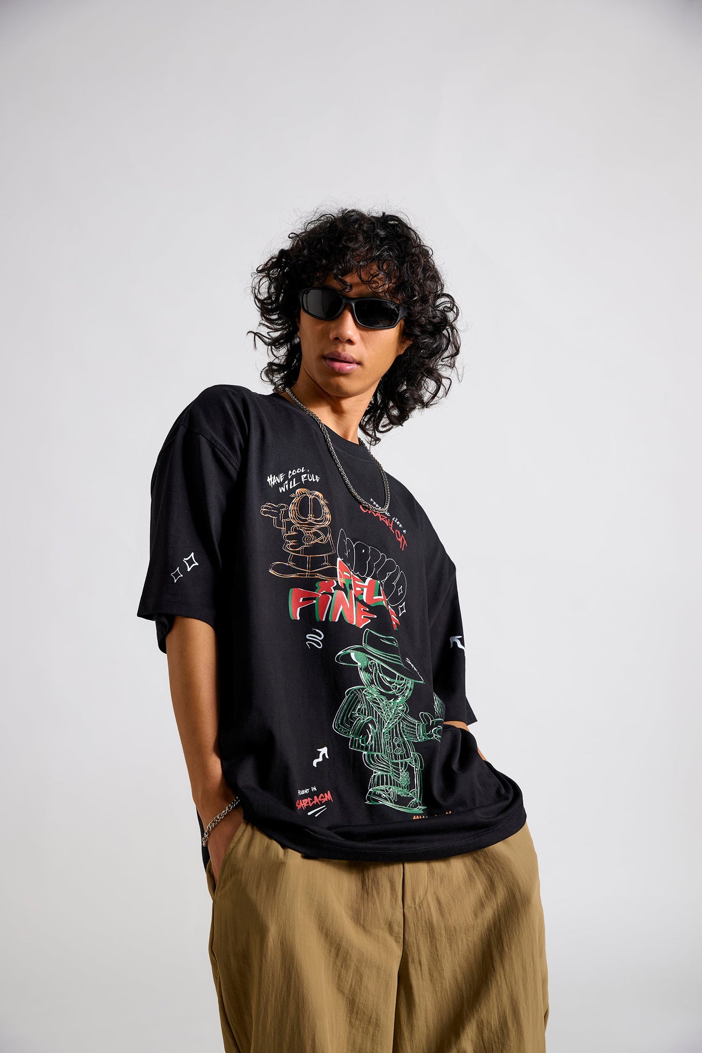Garfield:Feeling Crazy Men's Oversized T-shirt