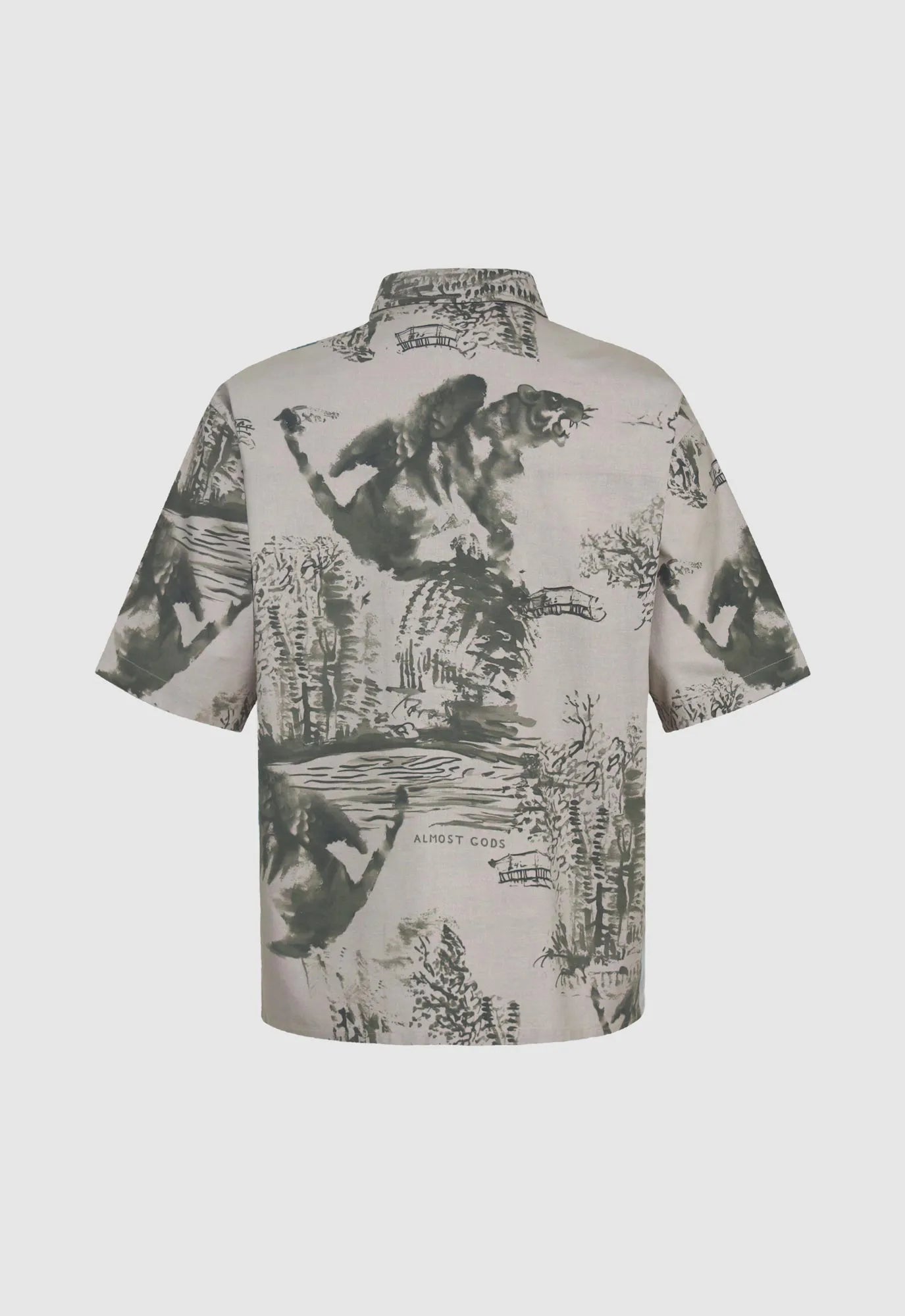 The Terrain Relaxed Shirt in Green