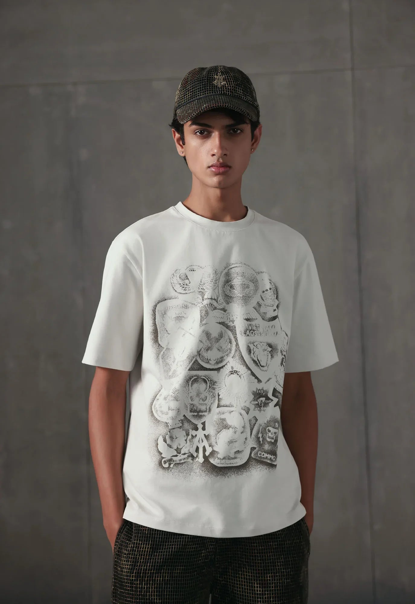 Aegis Relaxed Tee in Gray