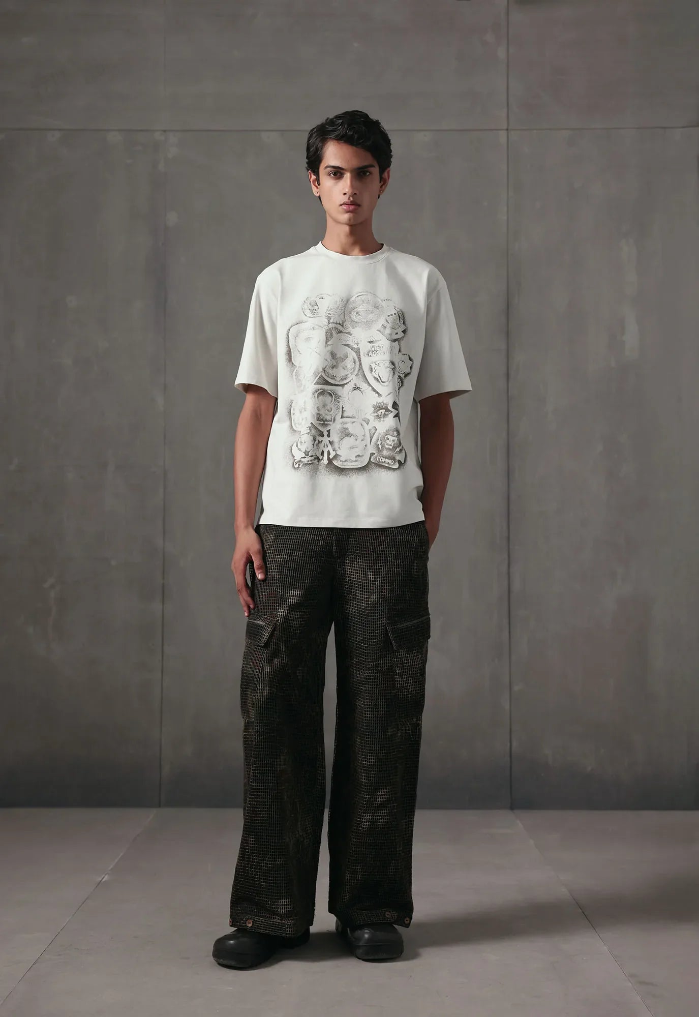 Aegis Relaxed Tee in Gray