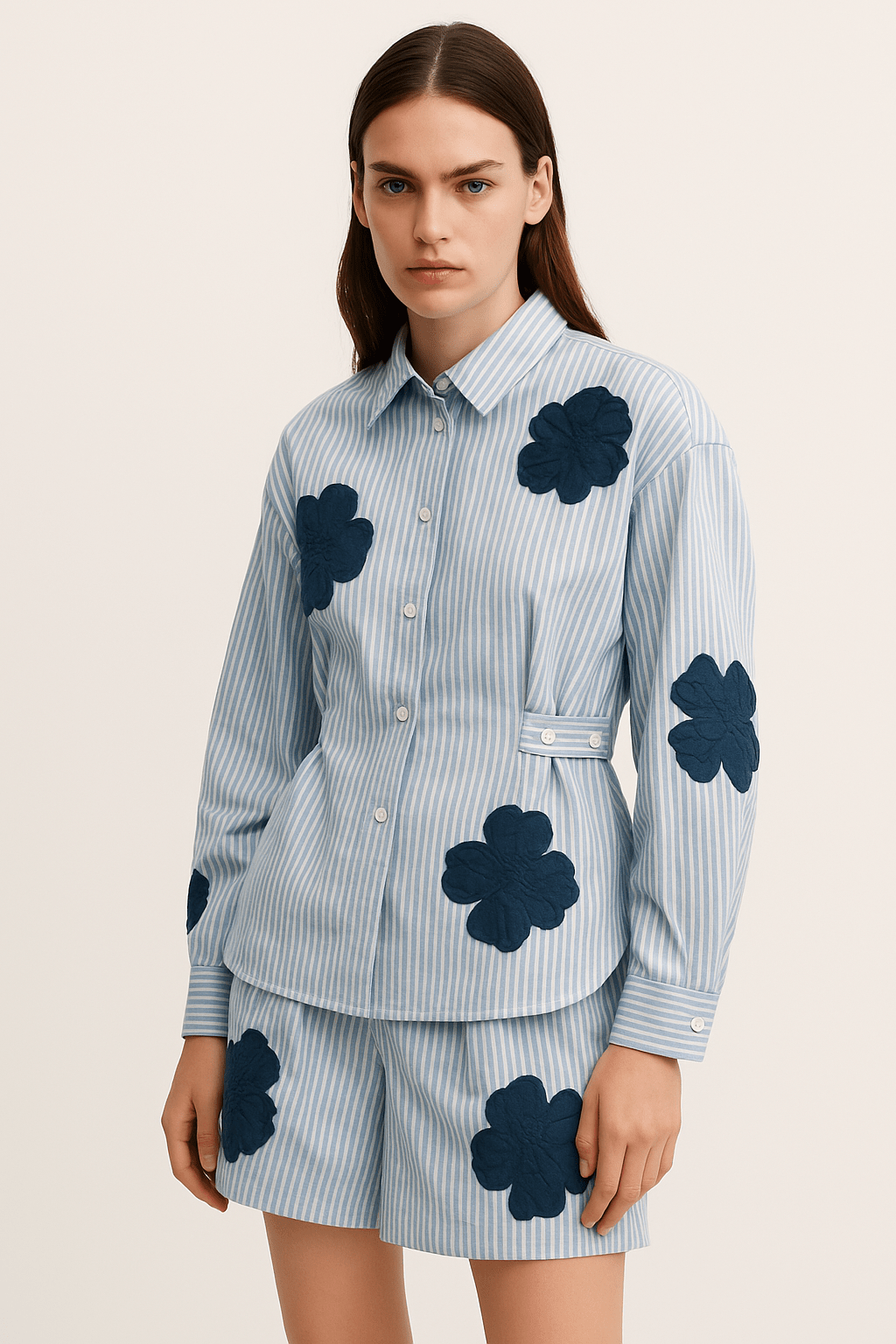 Blue Pinstripe Shirt With Applique - erised pret