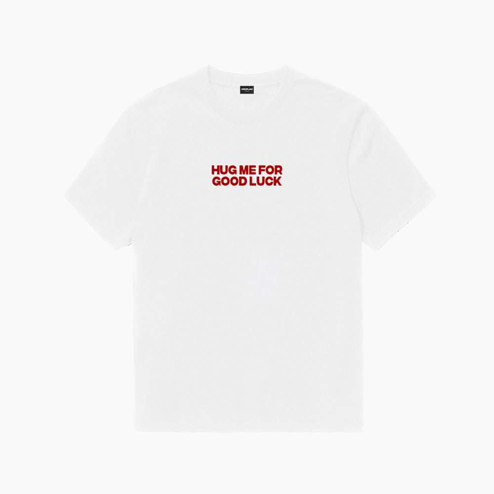 HUG ME TEE