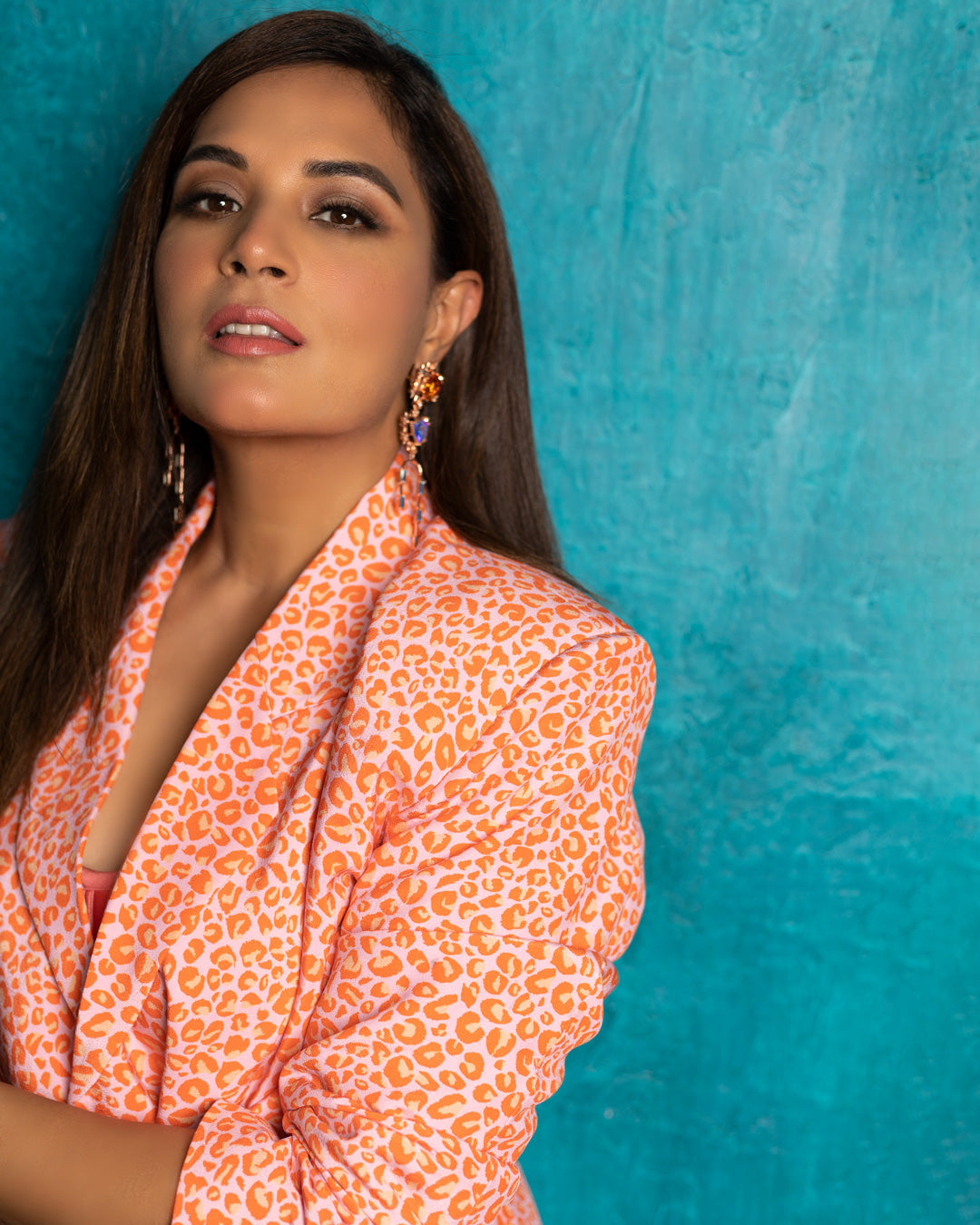 Richa Chadha Wearing Mini Moxie Cropped Blazer in Love Leopard - Print-blazers - Celebrity - Monokrom