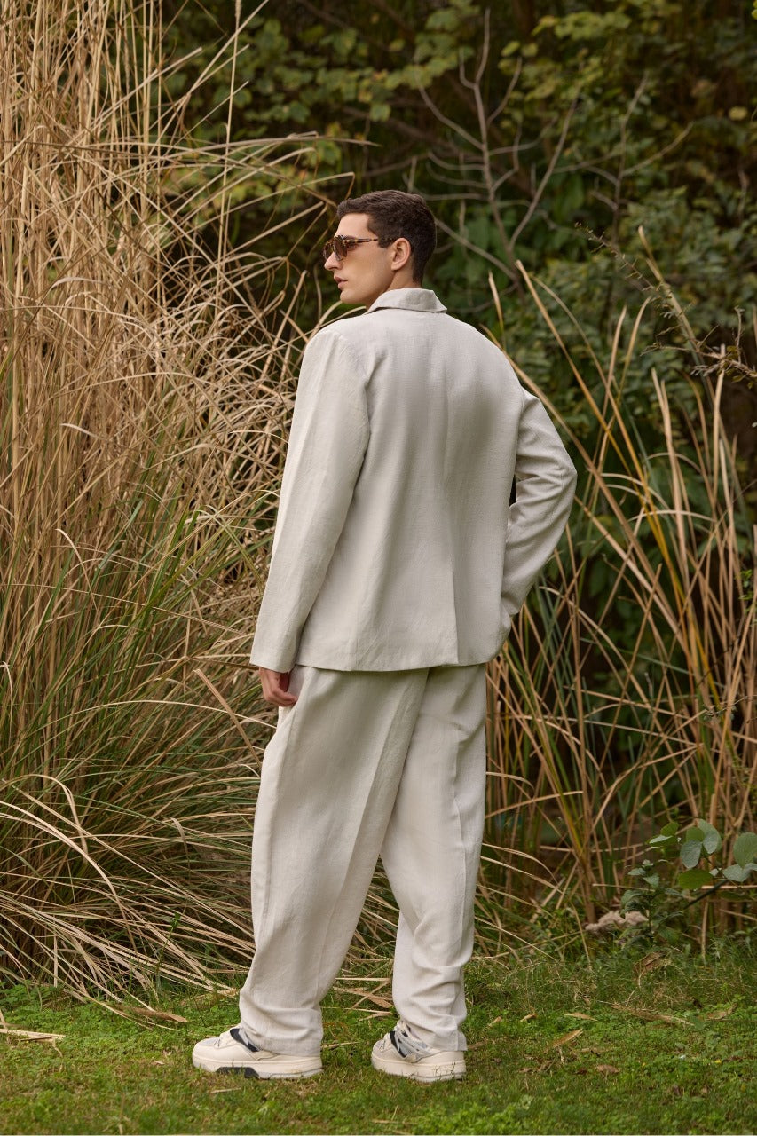 Men’s Relaxed-Fit Linen Suit