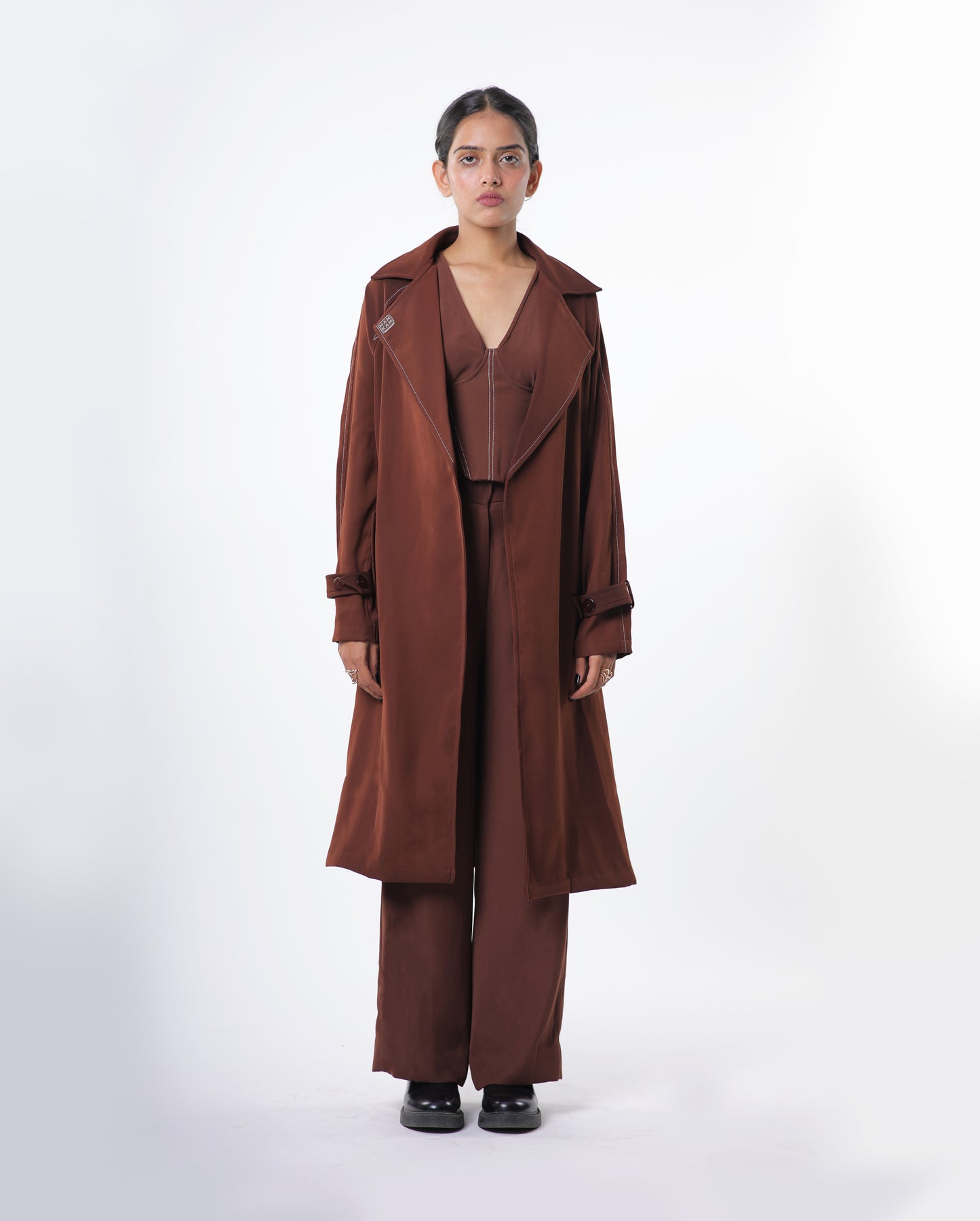 TRENCH COAT