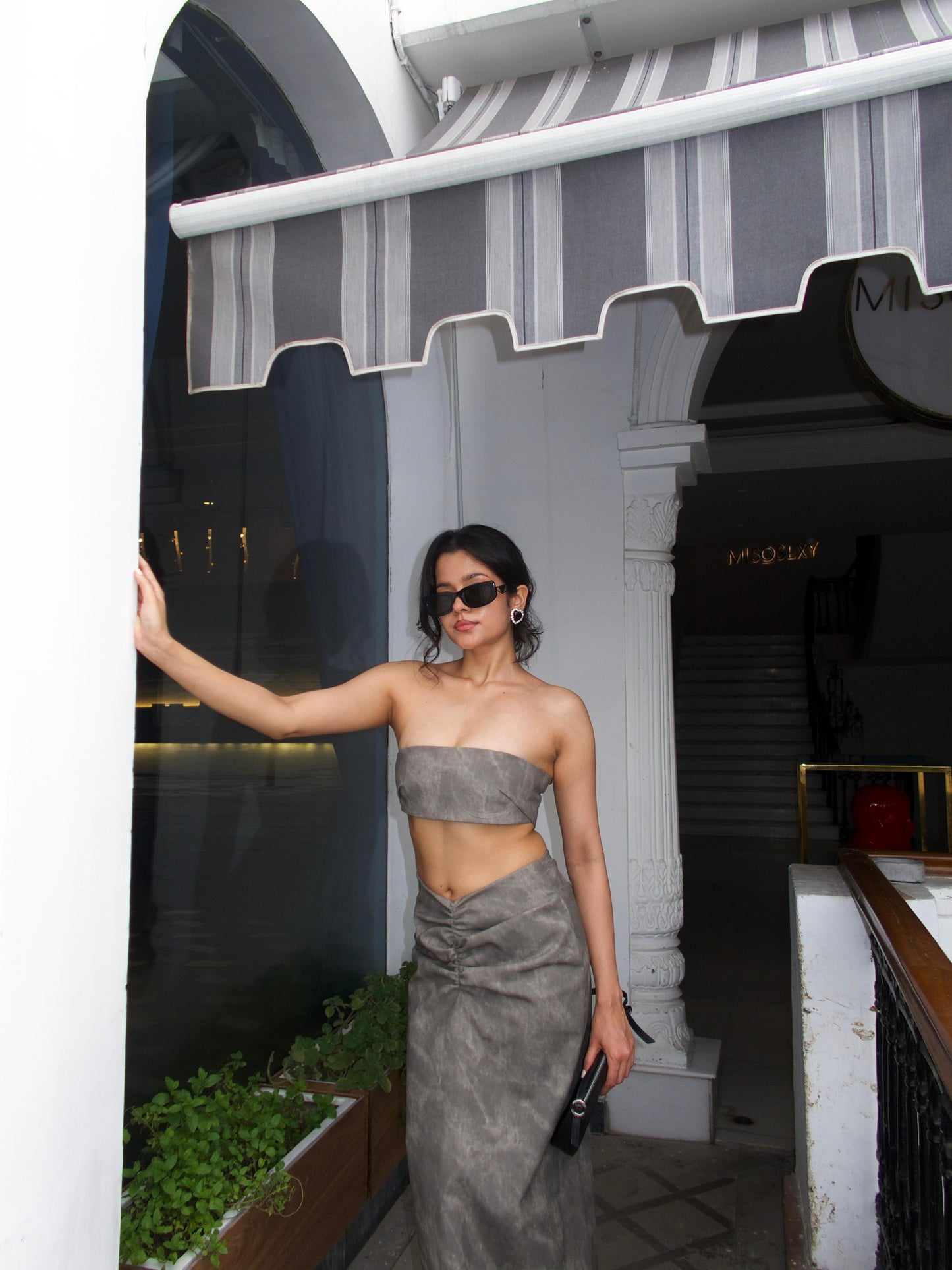 CAVING SKIRT