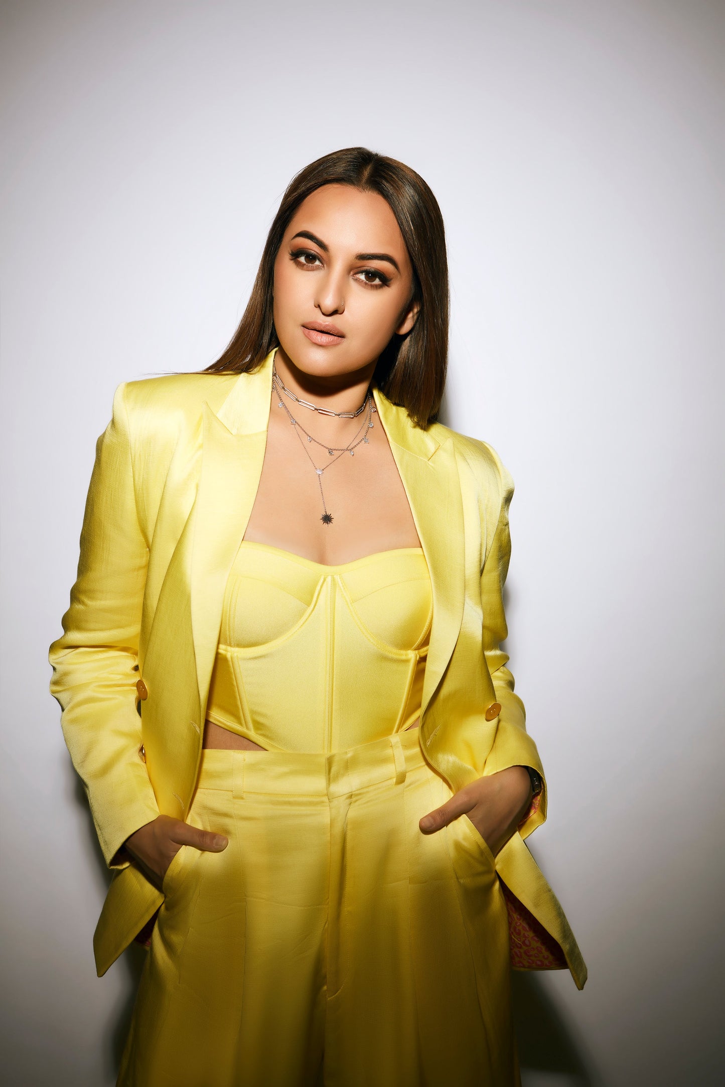 Sonakshi Sinha Wearing Legs for Days Pants in Yuzu - Solid-trousers - Celebrity - Monokrom