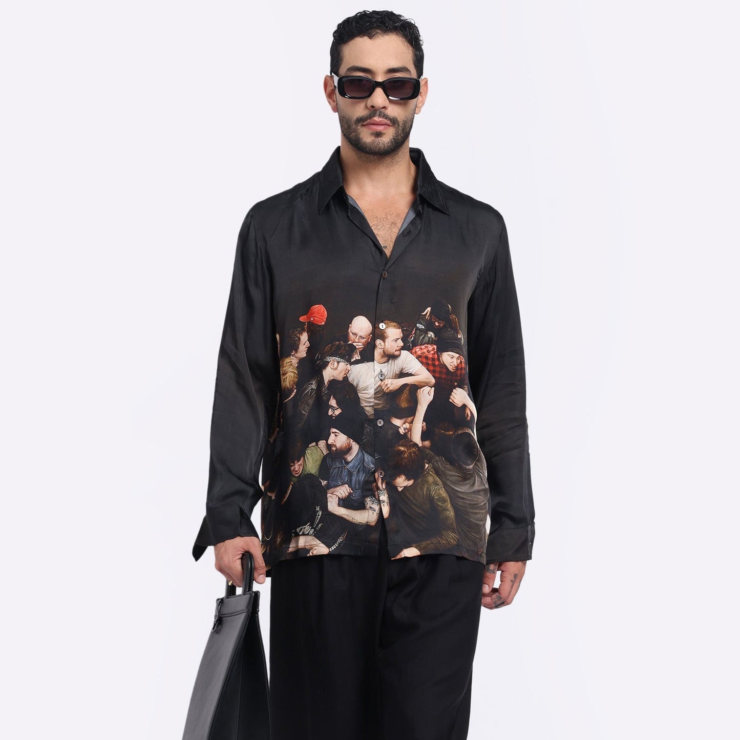 Aurge Fierce Shirt – Black luxury oversized tee with exclusive graphic design