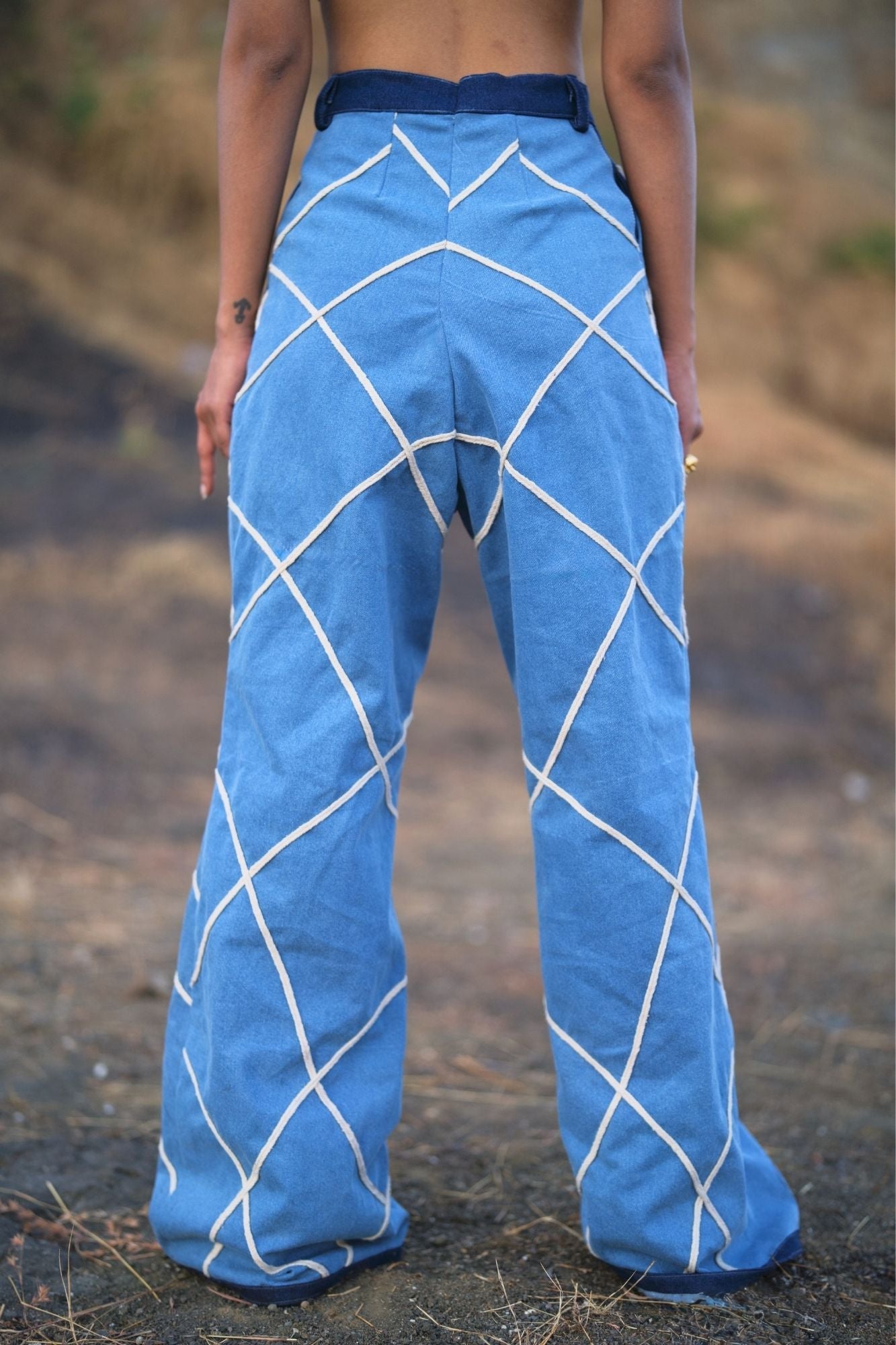 INTERLACE PANTS