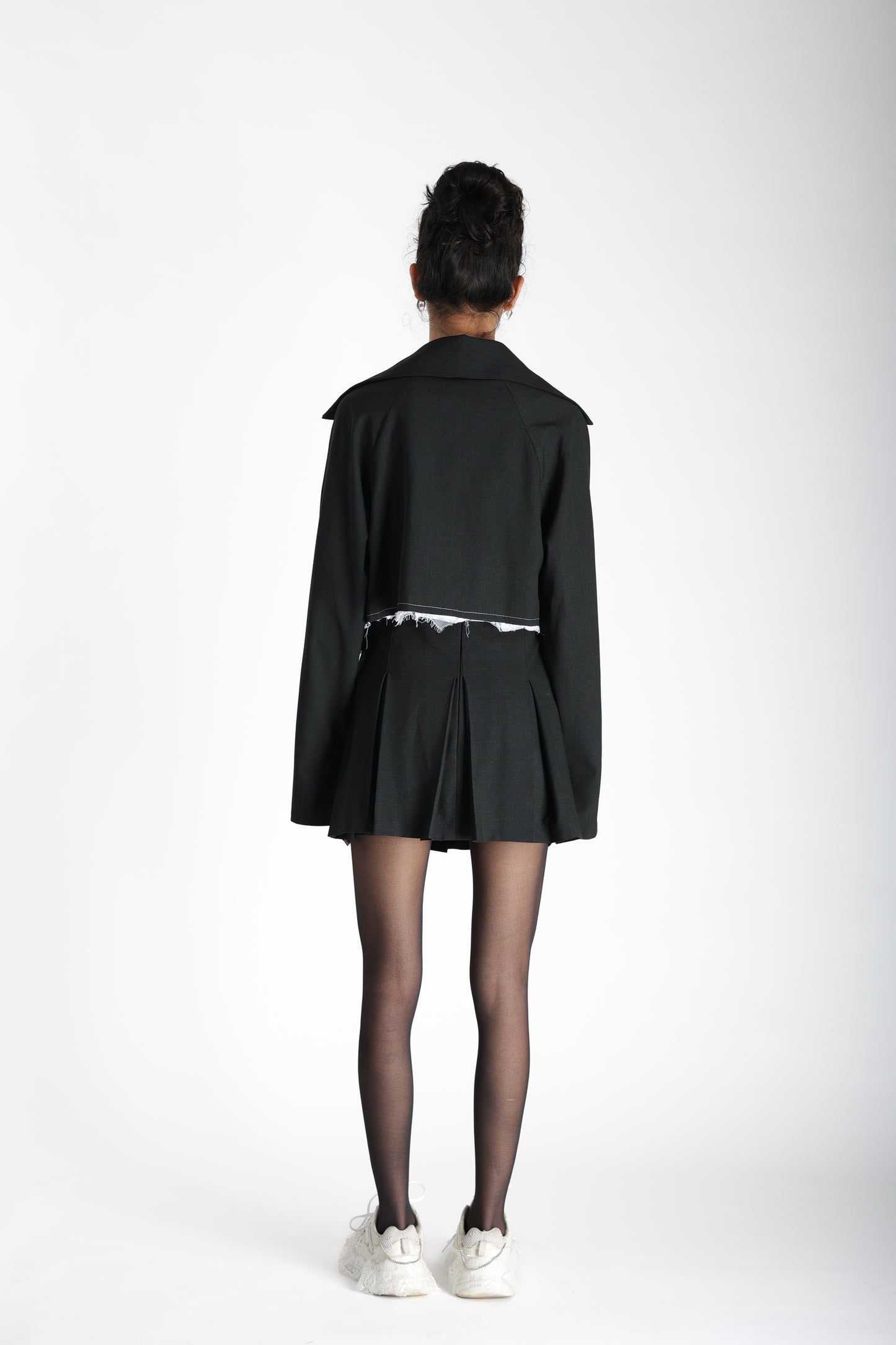 UNFINISHED CROPPED BLAZER