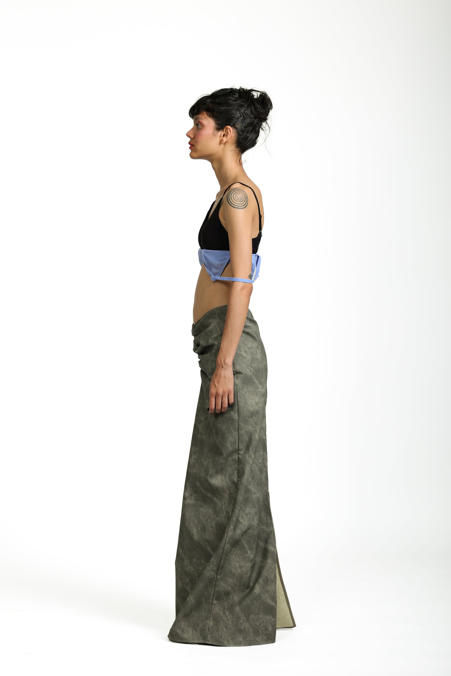 CAVING SKIRT