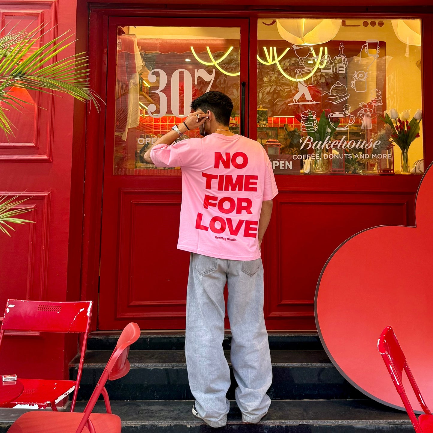 NO LOVE T-Shirt