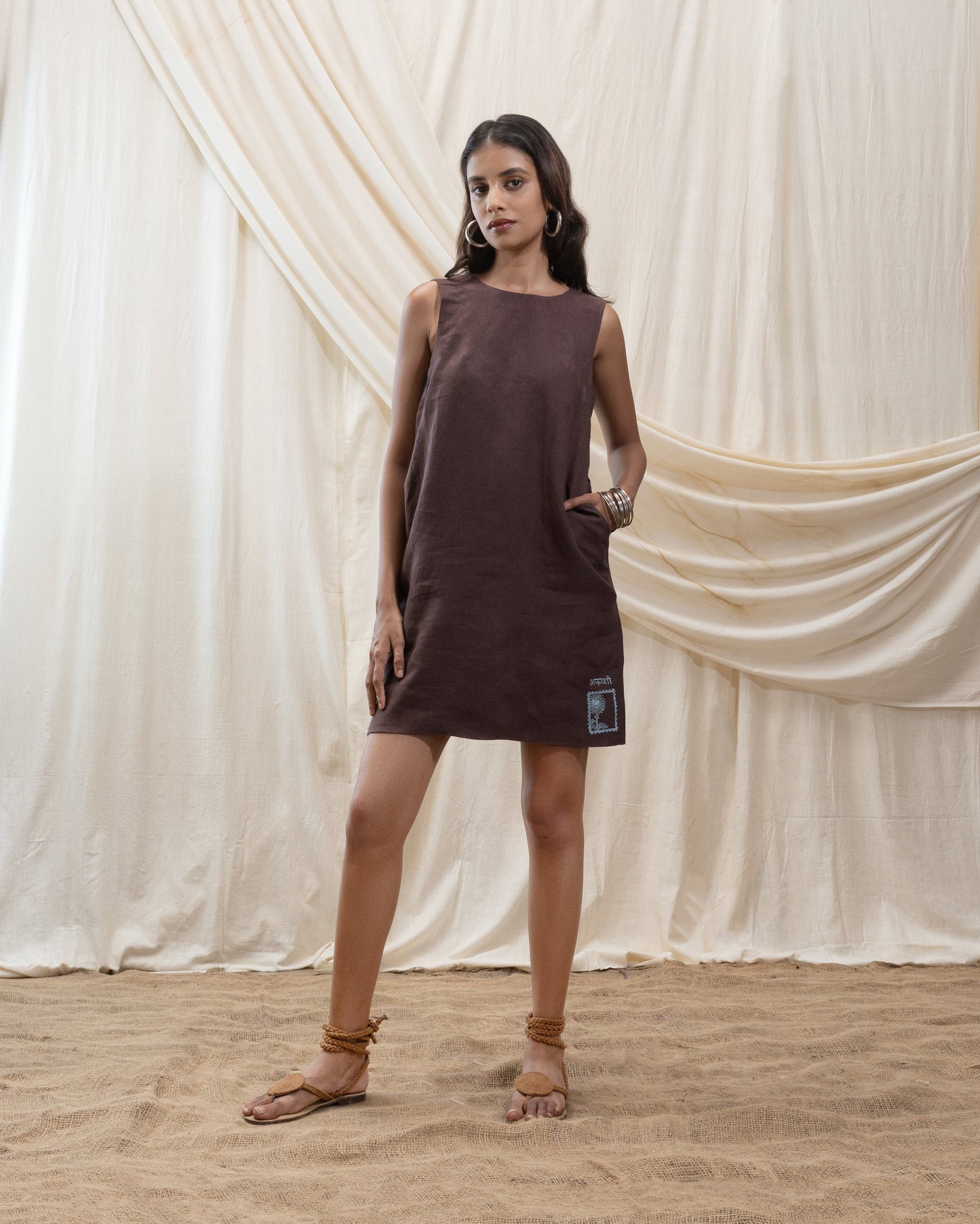 U - neck Shift Dress