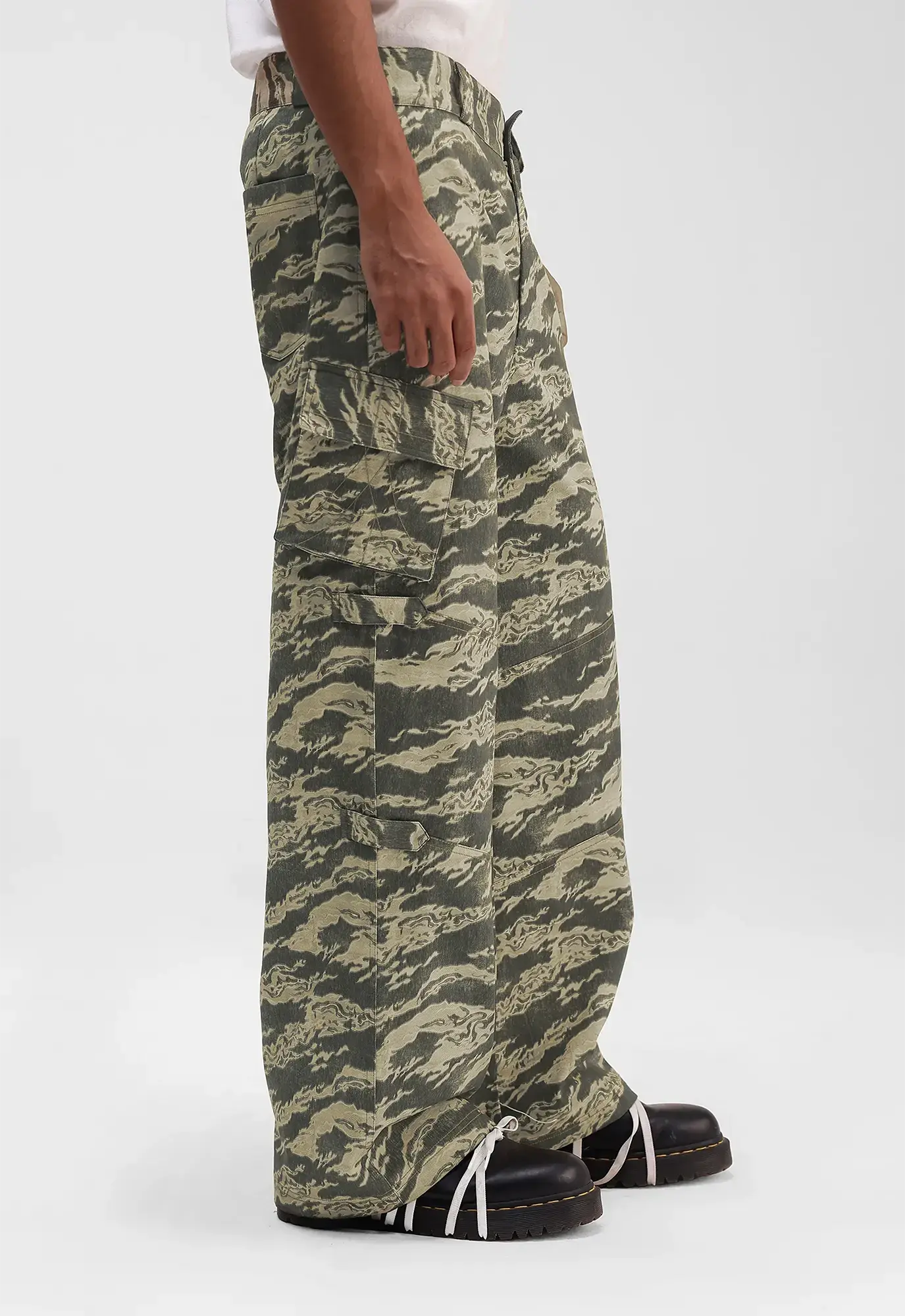 Emberstripe Camouflage Pants