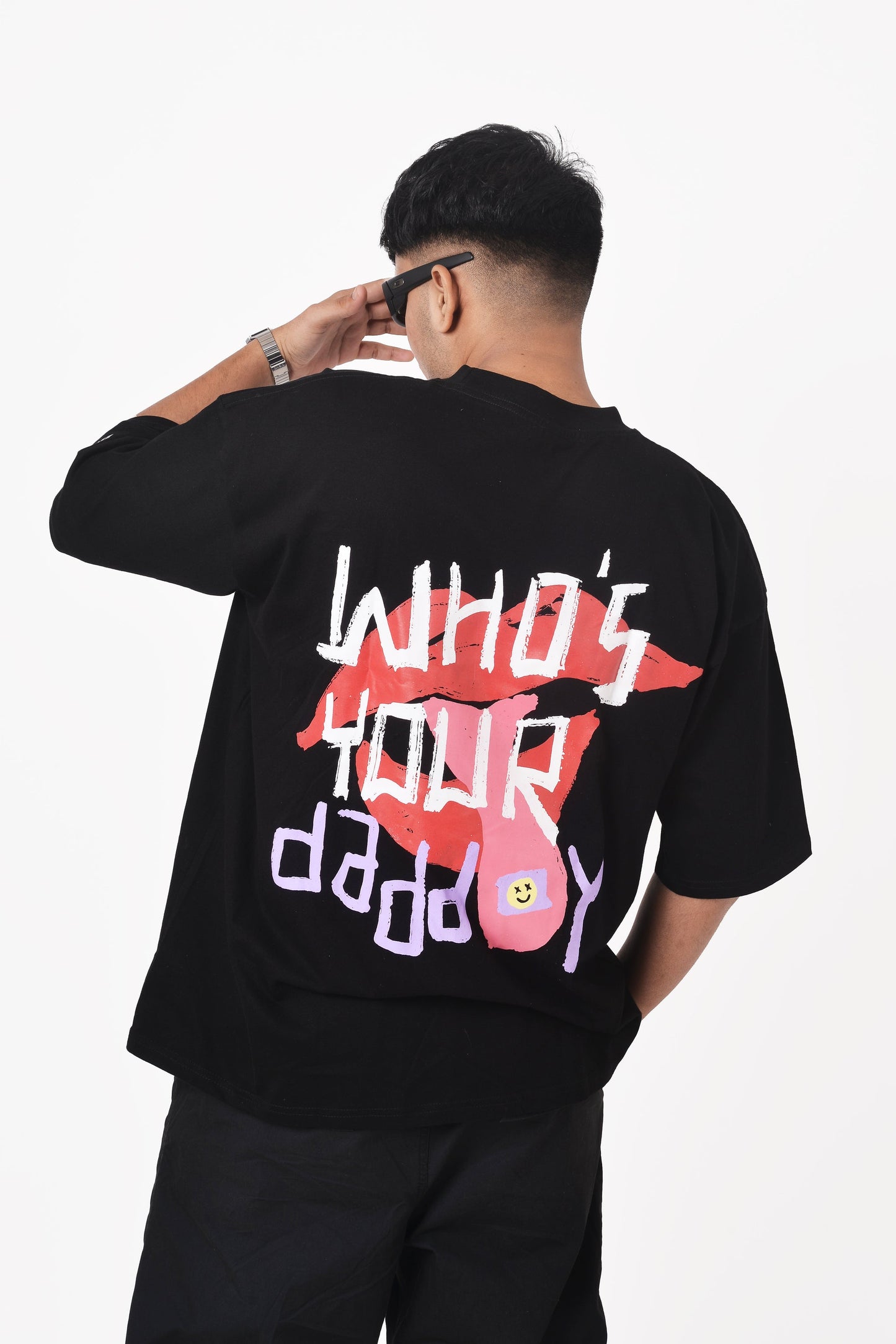 Unisex WHO'S YOUR DADDY T-SHIRT