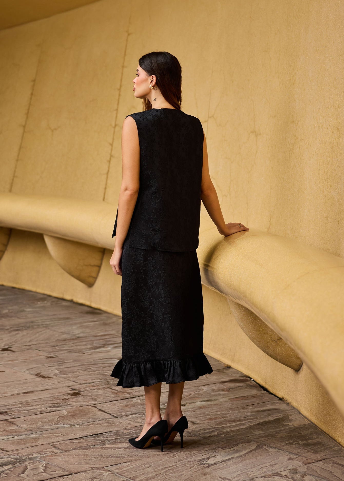 Black Jacquard Sleeveless Vest & Ruffled Hem Midi Skirt Set