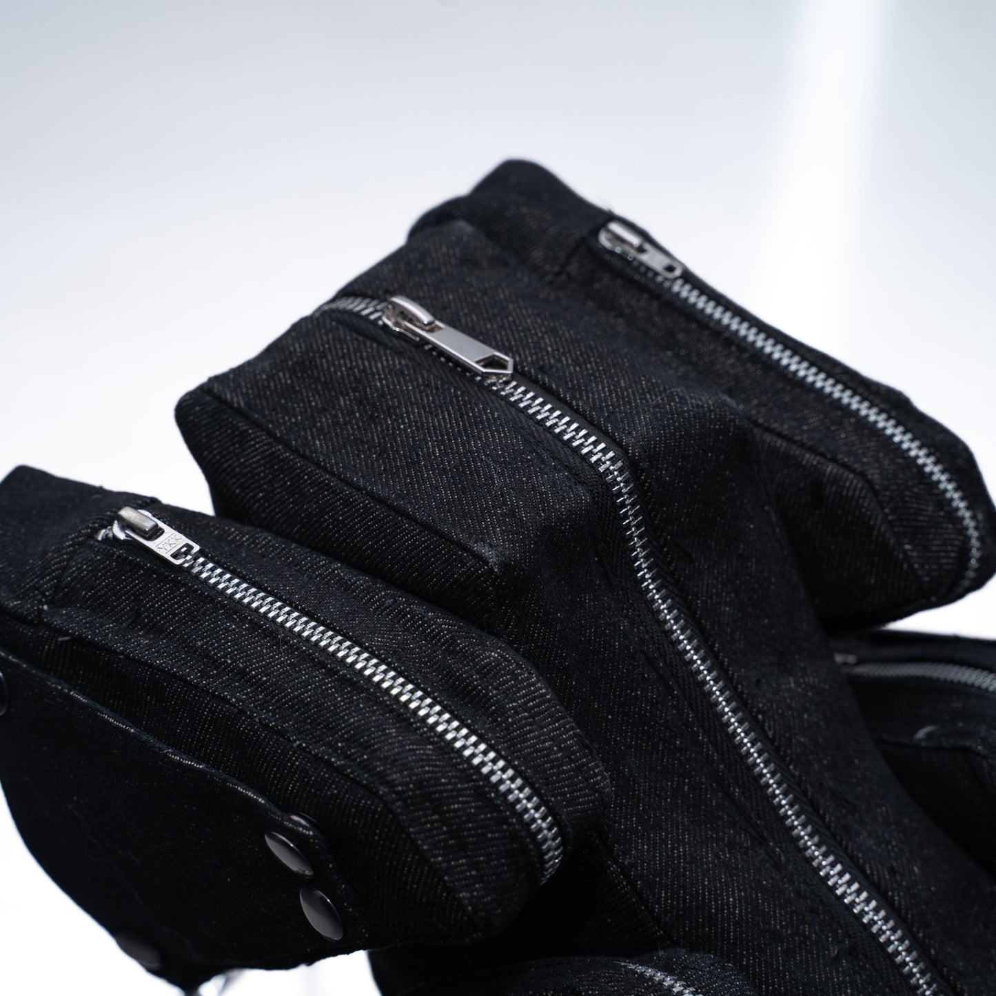 Oculus Hand Bag