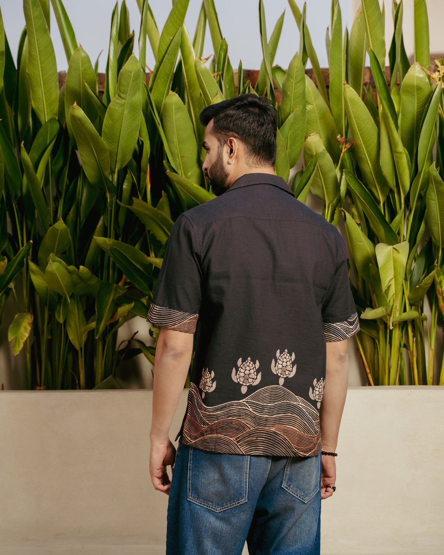 Block Turtle Ebony Side Patch Linen Shirt