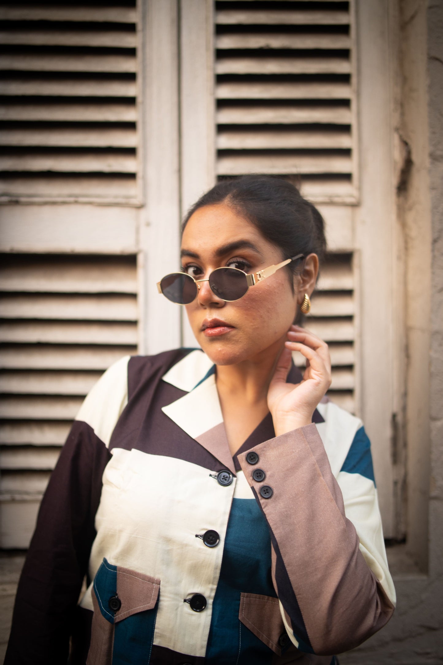 Peacock and offwhite Geometric printed Jacket and Skirt (Set of 2)