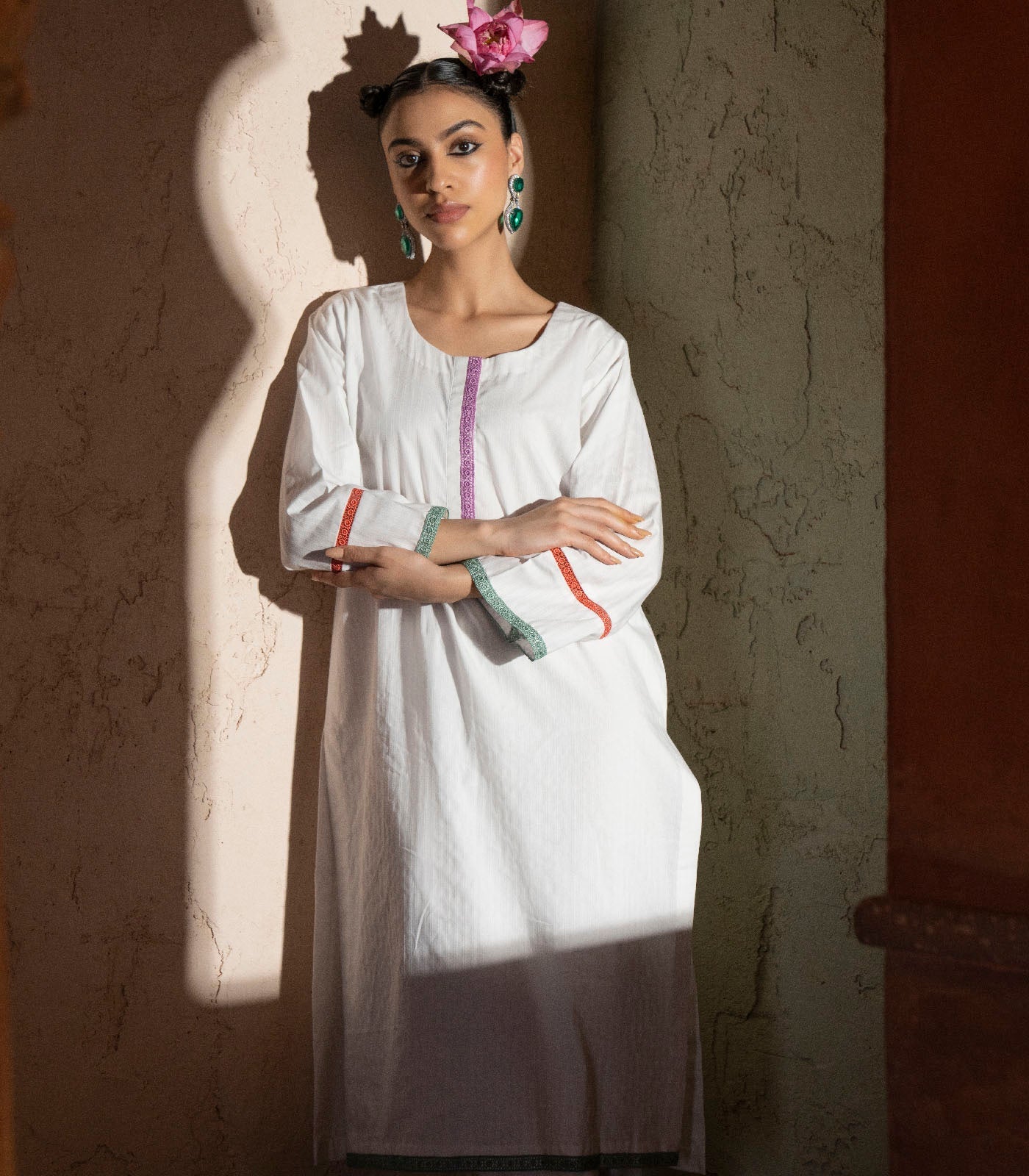 White Lawn kurta