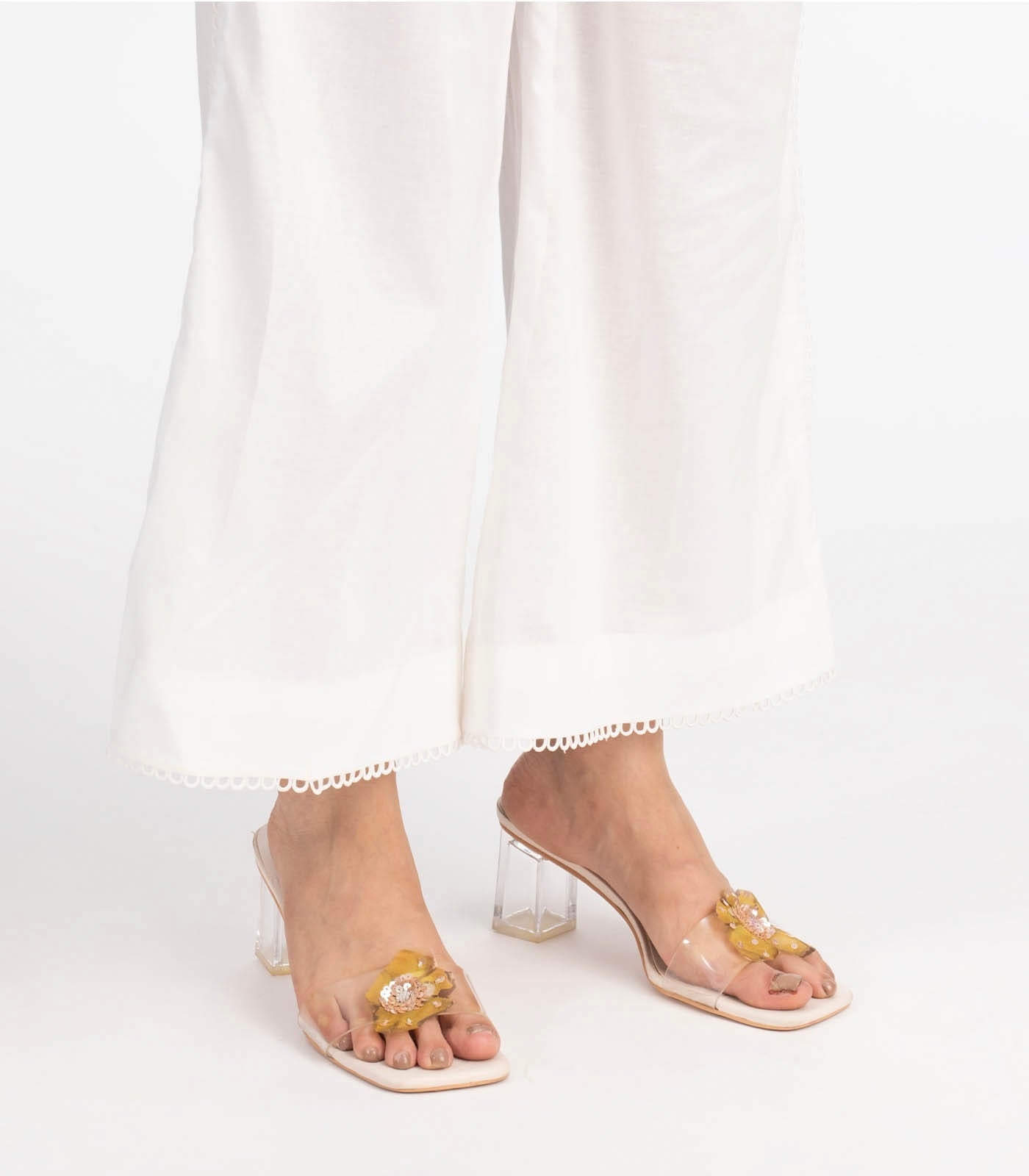 White elasticated waist pant