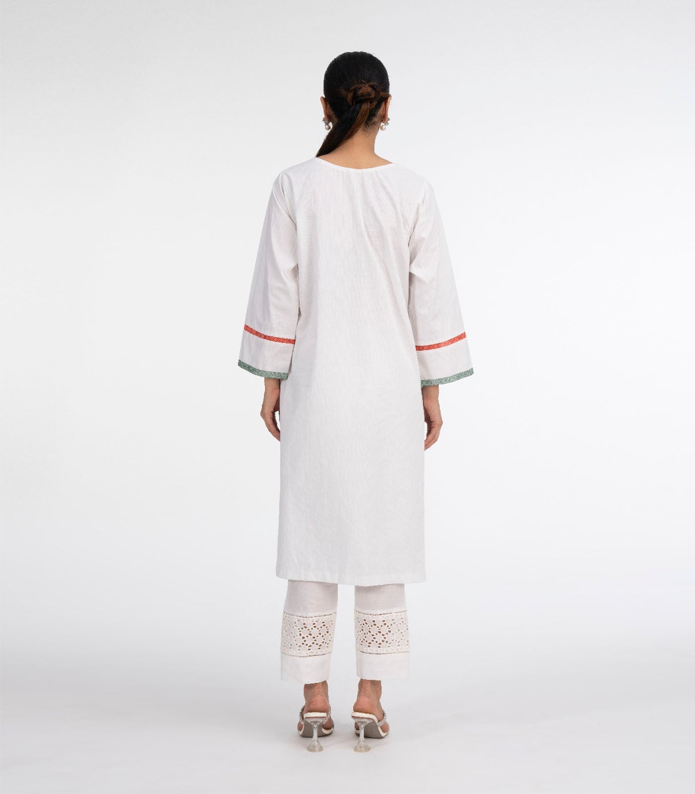 White Lawn kurta