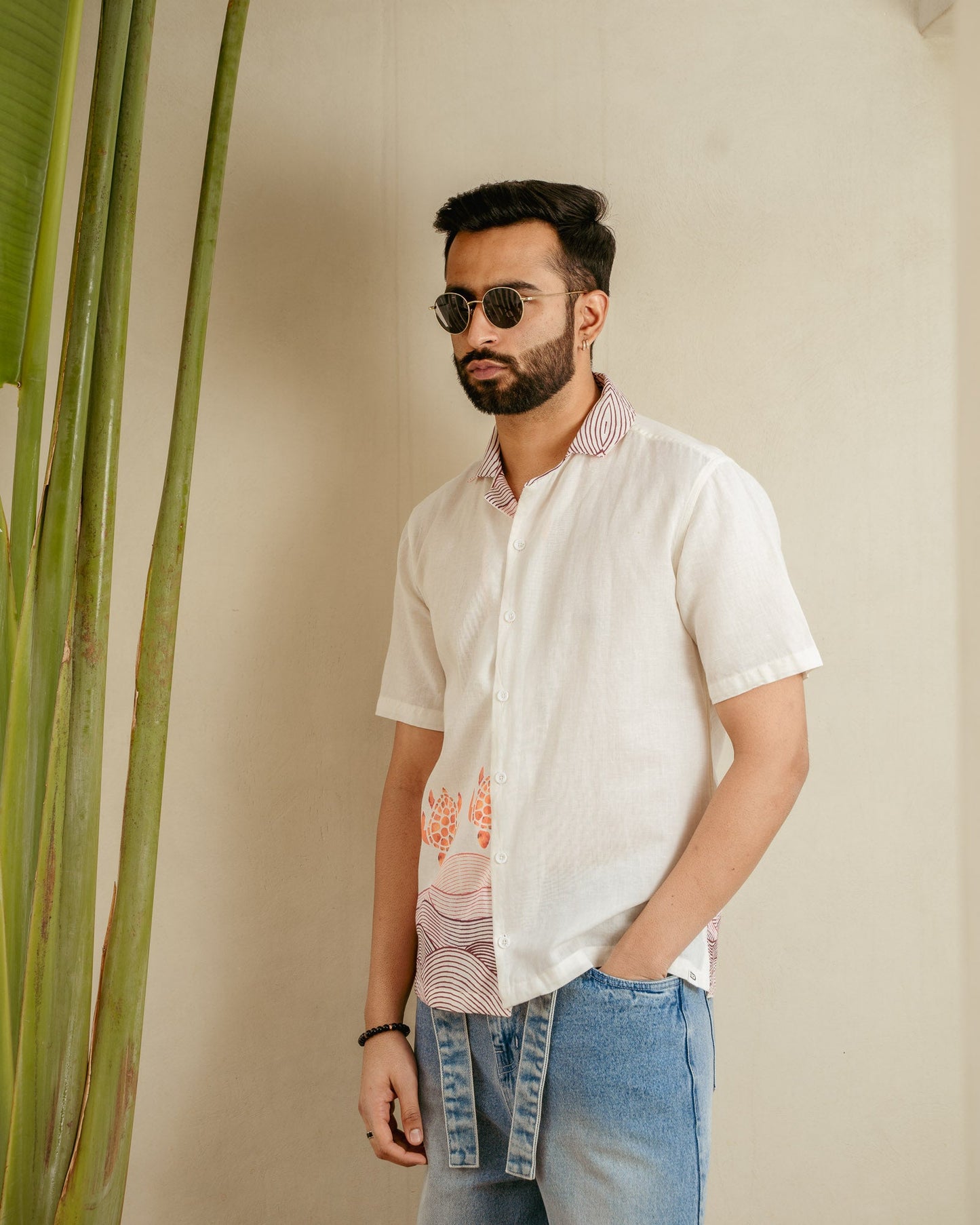 Block Turtle Flirt Side Patch Linen Shirt