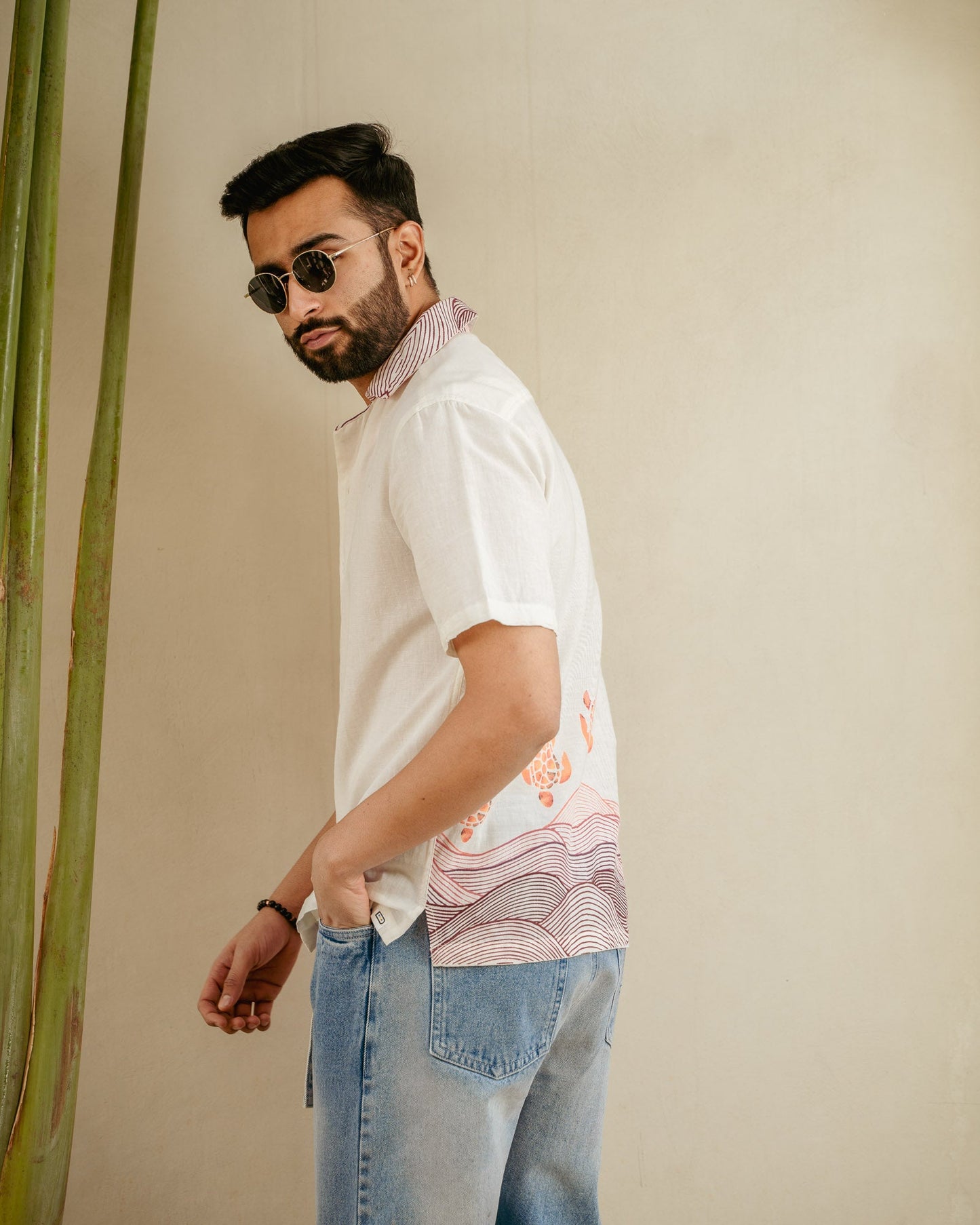 Block Turtle Flirt Side Patch Linen Shirt