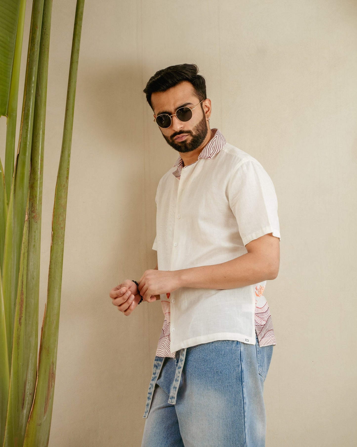 Block Turtle Flirt Side Patch Linen Shirt